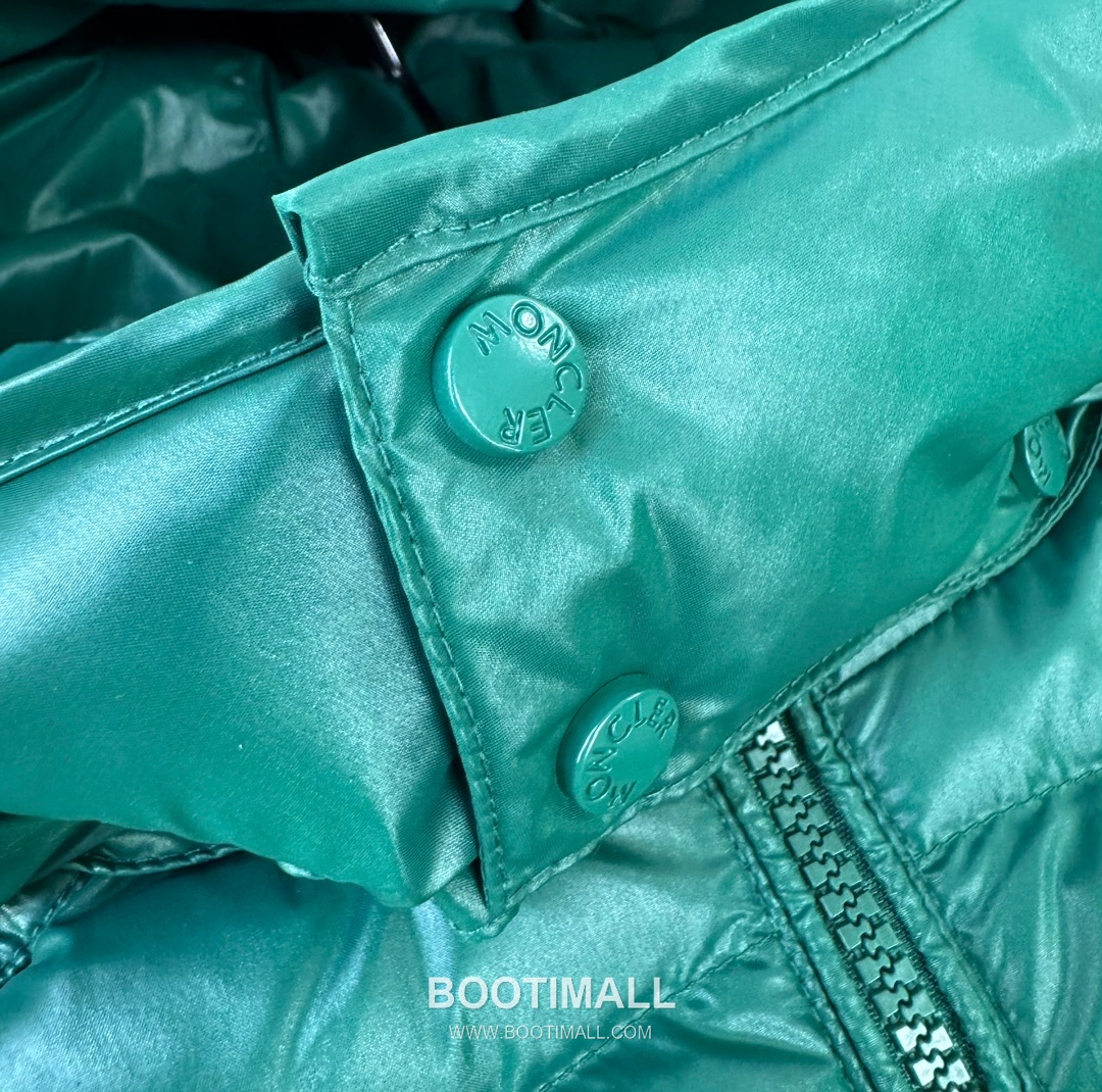 Balenciaga Maya Glossy Down Polyester, Duck Down Black Down Jacket 발렌시아가 마야 글로시 다운 폴리에스터, 덕다운 블랙 다운 재킷 5