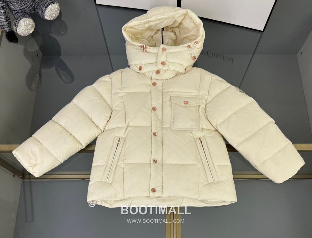 Balenciaga Cavettaz Long Down White Down Coat 발렌시아가 카베타즈 롱 다운 화이트 다운 코트 2