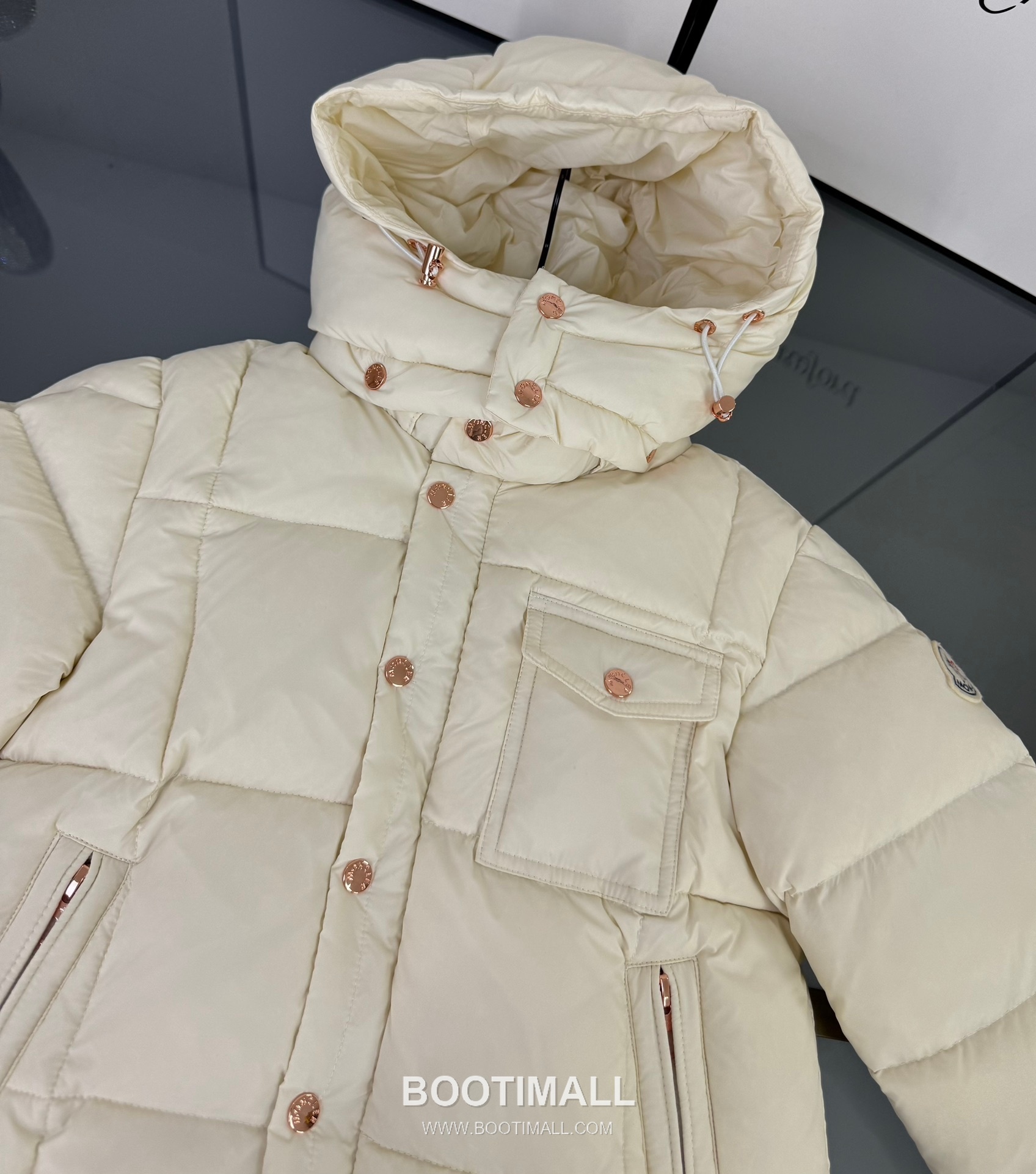 Balenciaga Cavettaz Long Down White Down Coat 발렌시아가 카베타즈 롱 다운 화이트 다운 코트 5