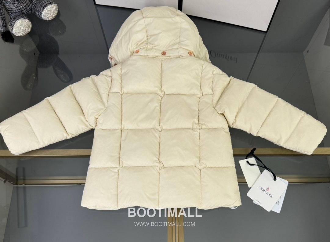 Balenciaga Cavettaz Long Down White Down Coat 발렌시아가 카베타즈 롱 다운 화이트 다운 코트 10