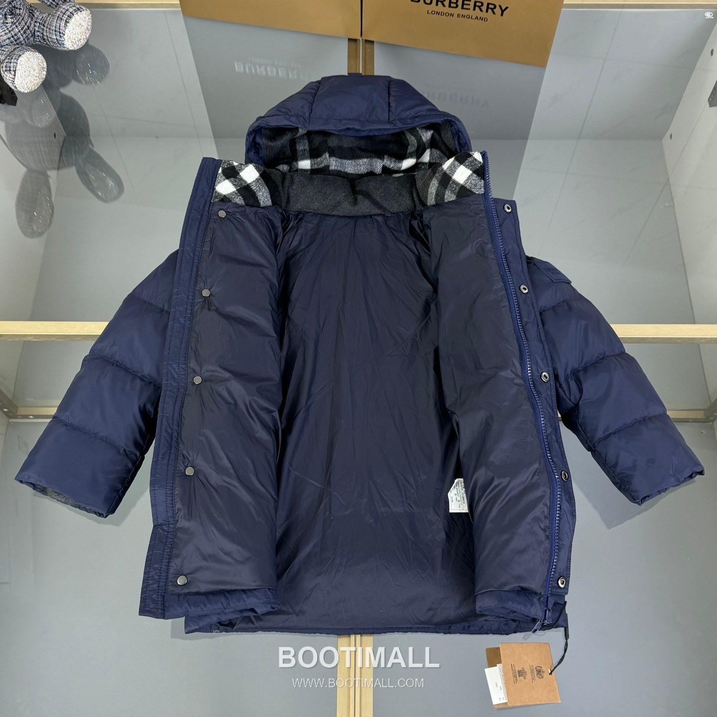 Burberry Long Hooded Down Coat Polyester, White Duck Down Black 버버리 롱 후드 다운 코트 폴리에스터, 화이트 덕다운 블랙 3