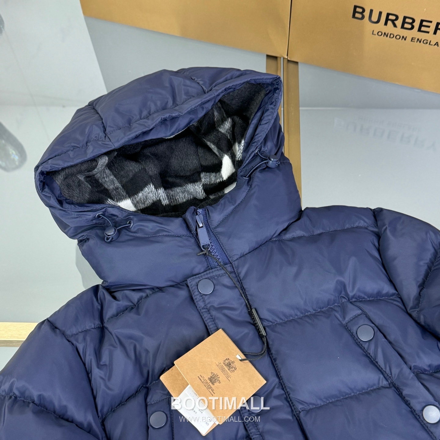 Burberry Long Hooded Down Coat Polyester, White Duck Down Black 버버리 롱 후드 다운 코트 폴리에스터, 화이트 덕다운 블랙 5