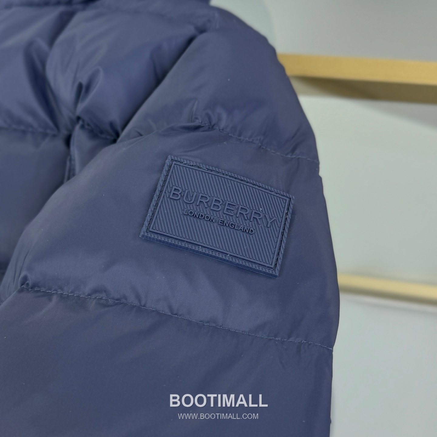 Burberry Long Hooded Down Coat Polyester, White Duck Down Black 버버리 롱 후드 다운 코트 폴리에스터, 화이트 덕다운 블랙 6