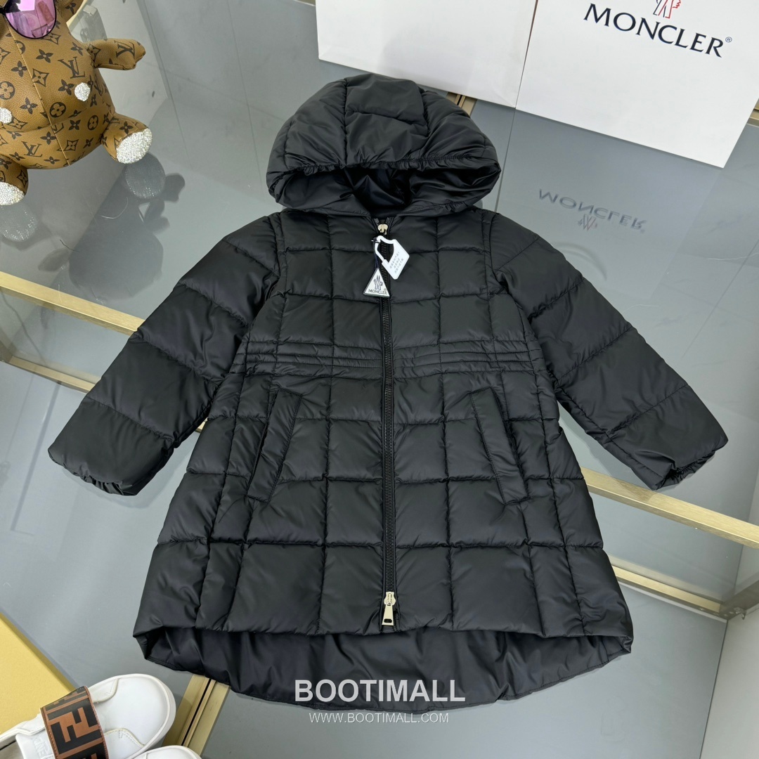 Balenciaga Mid-Length Down Duck Down Down Jacket 발렌시아가 미들 다운 덕다운 다운 재킷 1