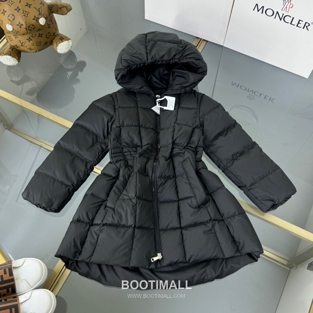 Balenciaga Mid-Length Down Duck Down Down Jacket 발렌시아가 미들 다운 덕다운 다운 재킷 3
