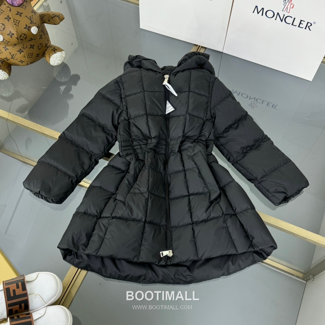Balenciaga Mid-Length Down Duck Down Down Jacket 발렌시아가 미들 다운 덕다운 다운 재킷 4