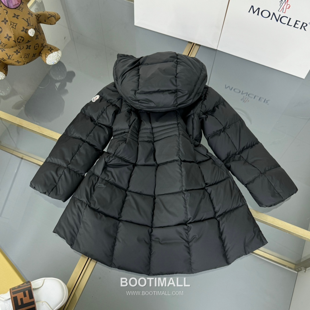 Balenciaga Mid-Length Down Duck Down Down Jacket 발렌시아가 미들 다운 덕다운 다운 재킷 9