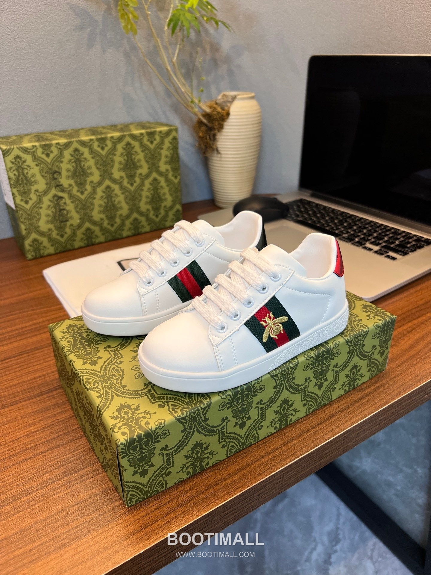 Gucci Breathable Lining Lambskin, Rubber Shoes 구찌 통기성 라이닝 양가죽, 고무 슈즈 1