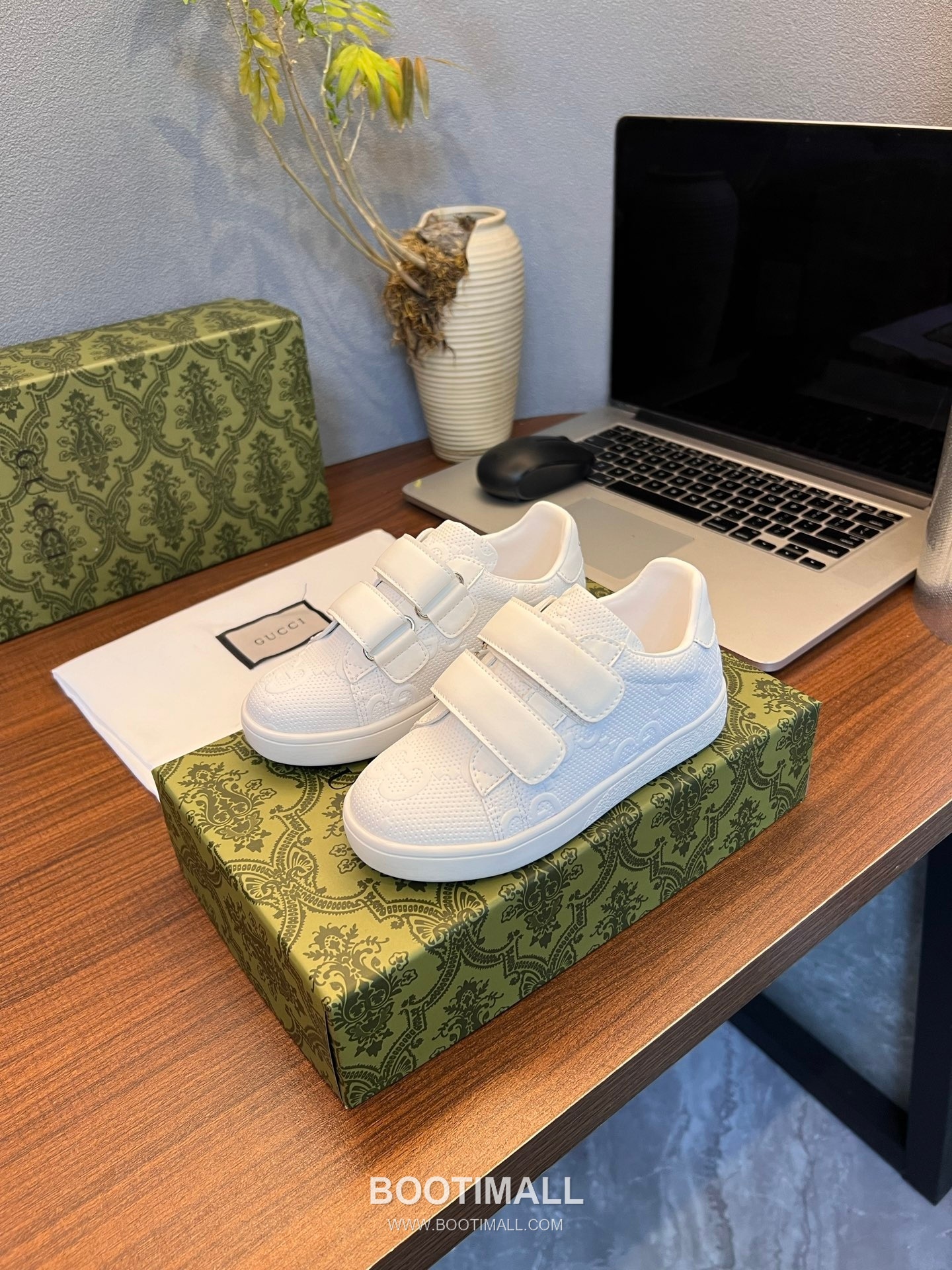 Gucci Breathable Lining Lambskin, Rubber Shoes 구찌 통기성 라이닝 양가죽, 고무 슈즈 1