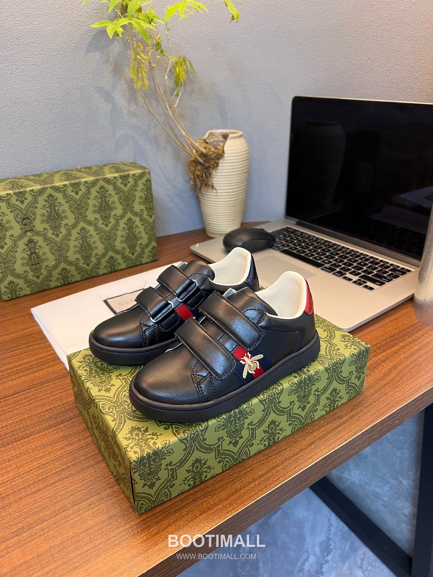 Gucci Breathable Lining Lambskin, Rubber Shoes 구찌 통기성 라이닝 양가죽, 고무 슈즈 1