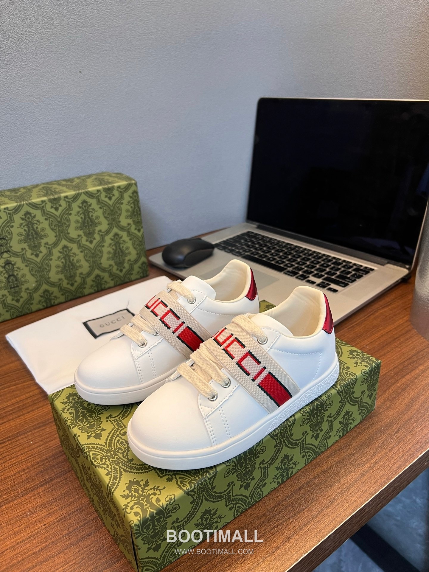 Gucci Breathable Lining Lambskin, Rubber Shoes 구찌 통기성 라이닝 양가죽, 고무 슈즈 1