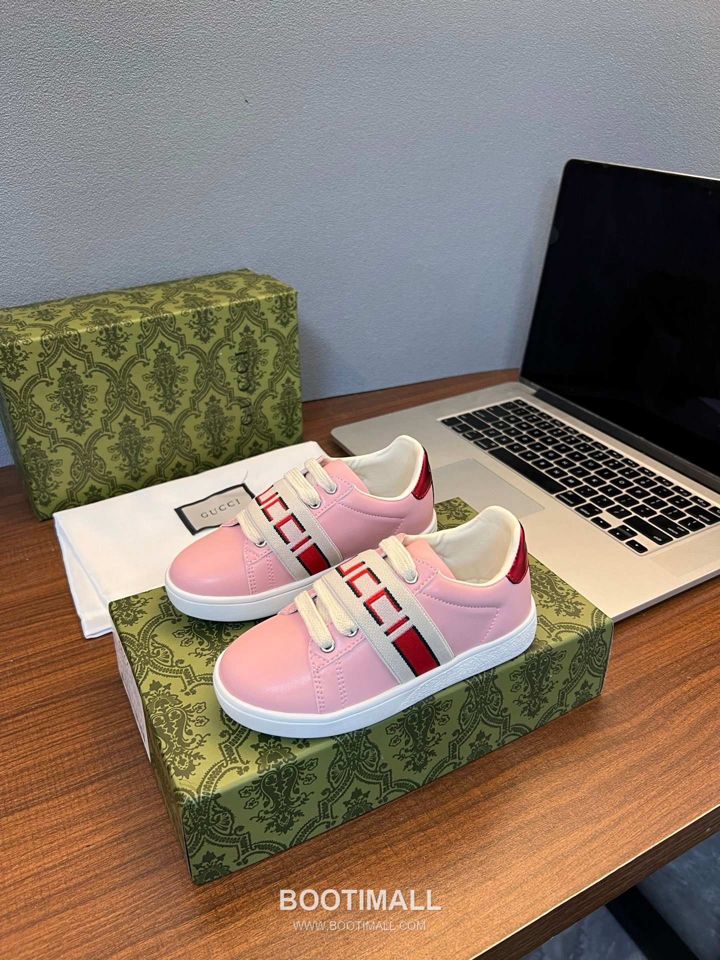 Gucci Breathable Lining Lambskin, Rubber Shoes 구찌 통기성 라이닝 양가죽, 고무 슈즈 1