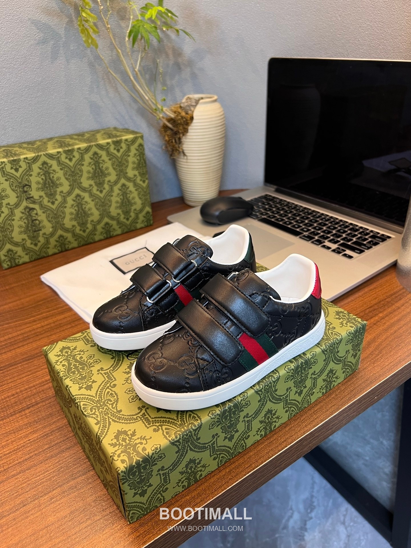 Gucci Breathable Lining Lambskin, Rubber Shoes 구찌 통기성 라이닝 양가죽, 고무 슈즈 1