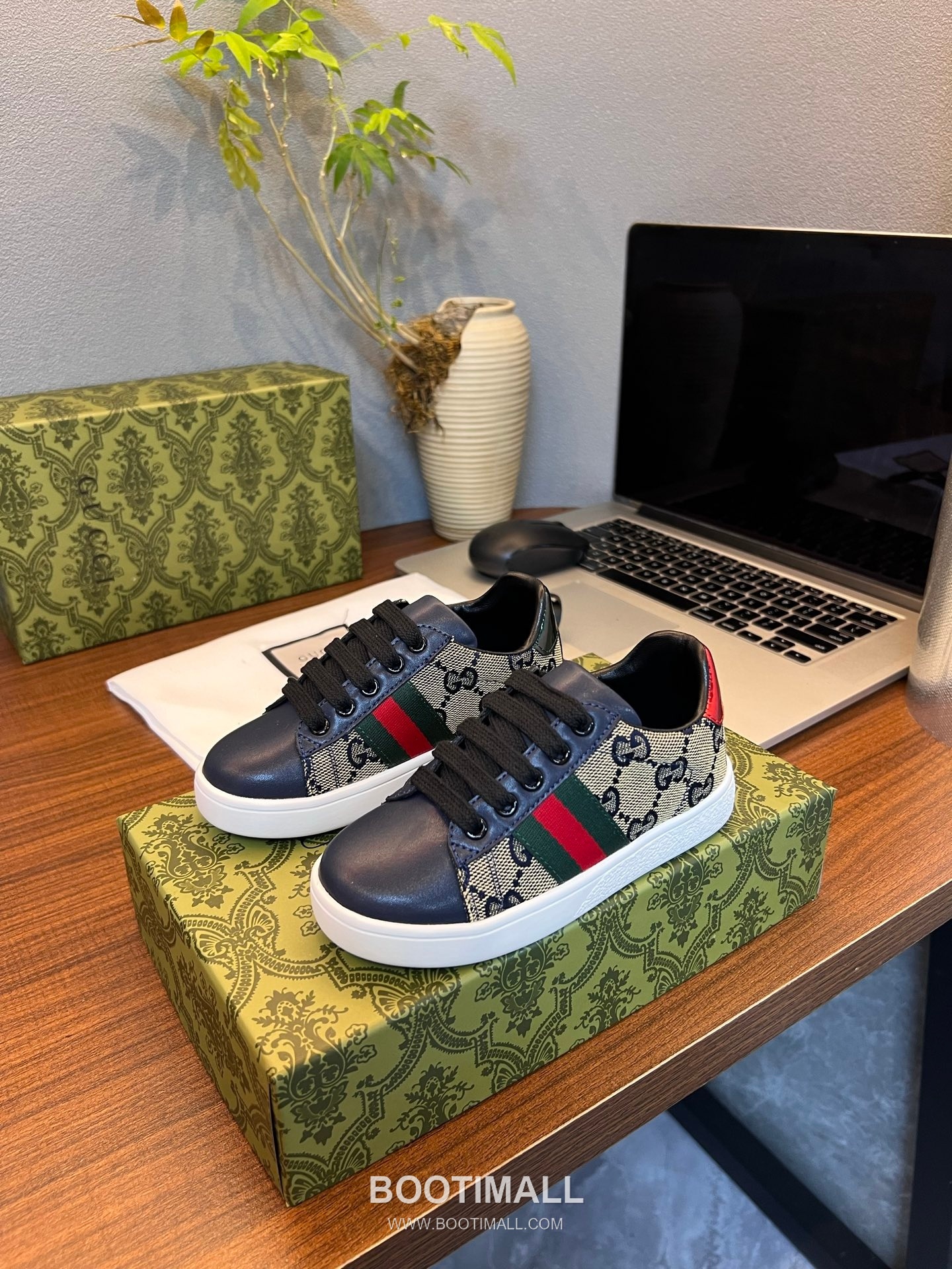 Gucci Breathable Lining Lambskin, Rubber Shoes 구찌 통기성 라이닝 양가죽, 고무 슈즈 1