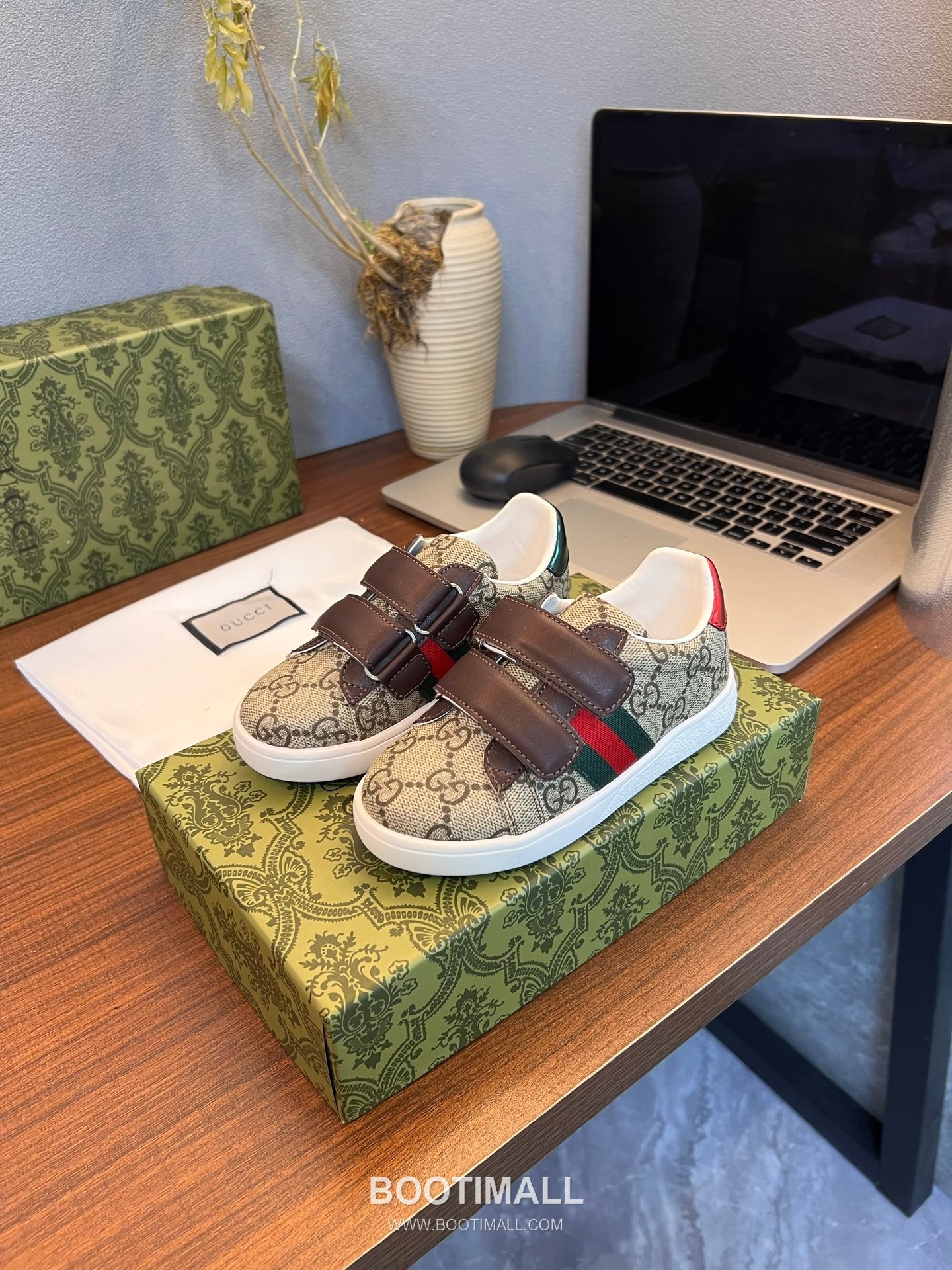 Gucci Breathable Lining Lambskin, Rubber Shoes 구찌 통기성 라이닝 양가죽, 고무 슈즈 1