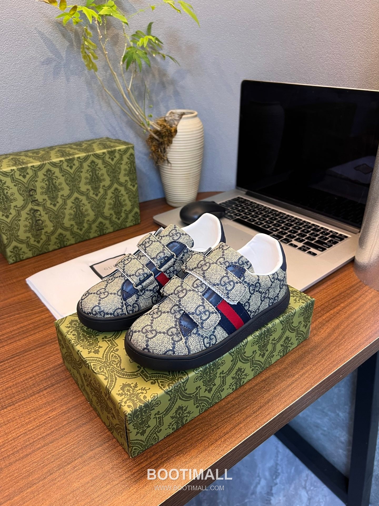 Gucci Breathable Lining Lambskin, Rubber Shoes 구찌 통기성 라이닝 양가죽, 고무 슈즈 1