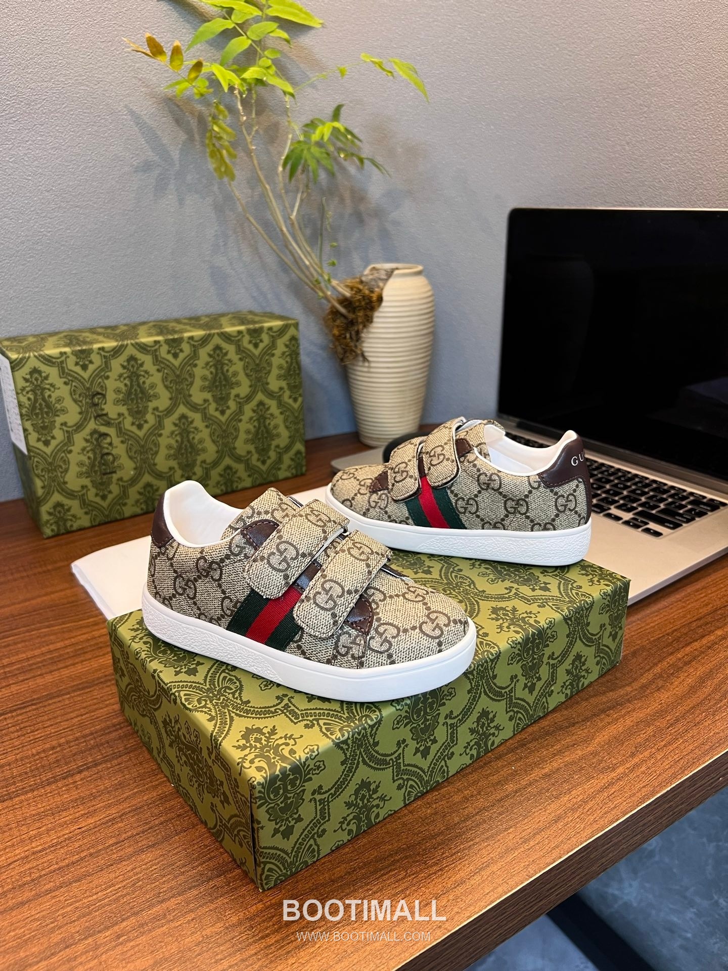 Gucci Breathable Lining Lambskin, Rubber Shoes 구찌 통기성 라이닝 양가죽, 고무 슈즈 2