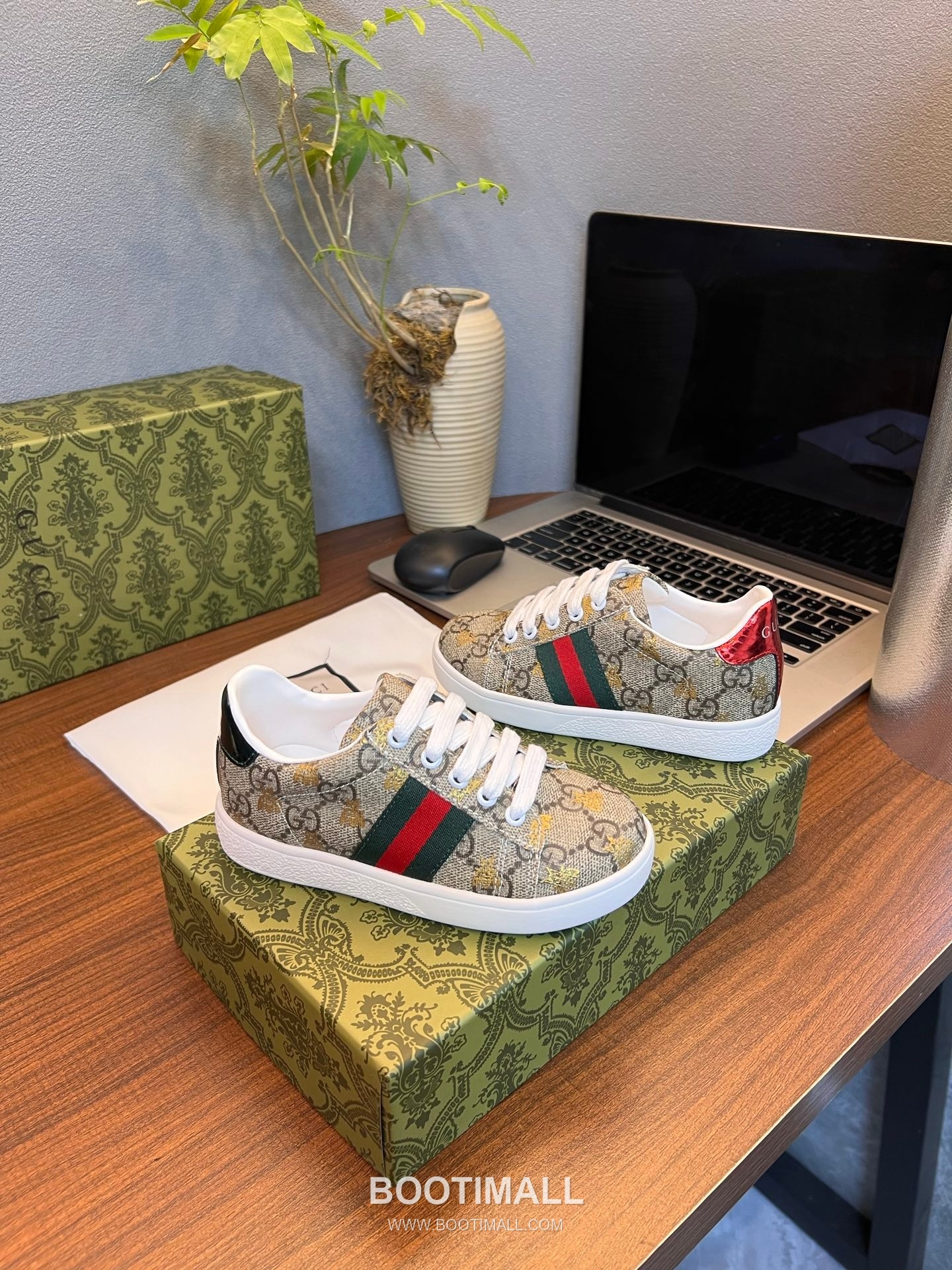 Gucci Breathable Lining Lambskin, Rubber Shoes 구찌 통기성 라이닝 양가죽, 고무 슈즈 2