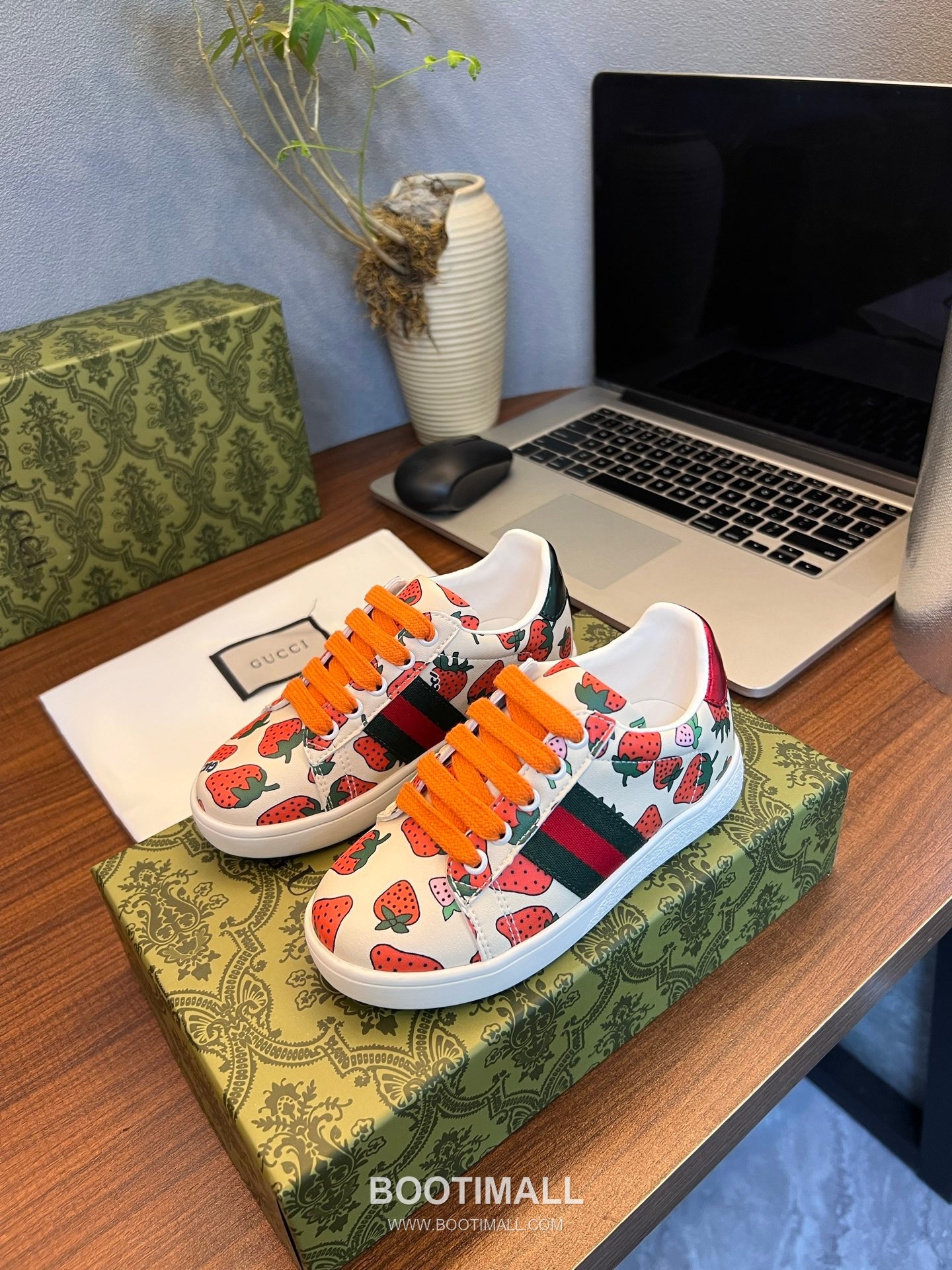 Gucci Breathable Lining Lambskin, Rubber Shoes 구찌 통기성 라이닝 양가죽, 고무 슈즈 1