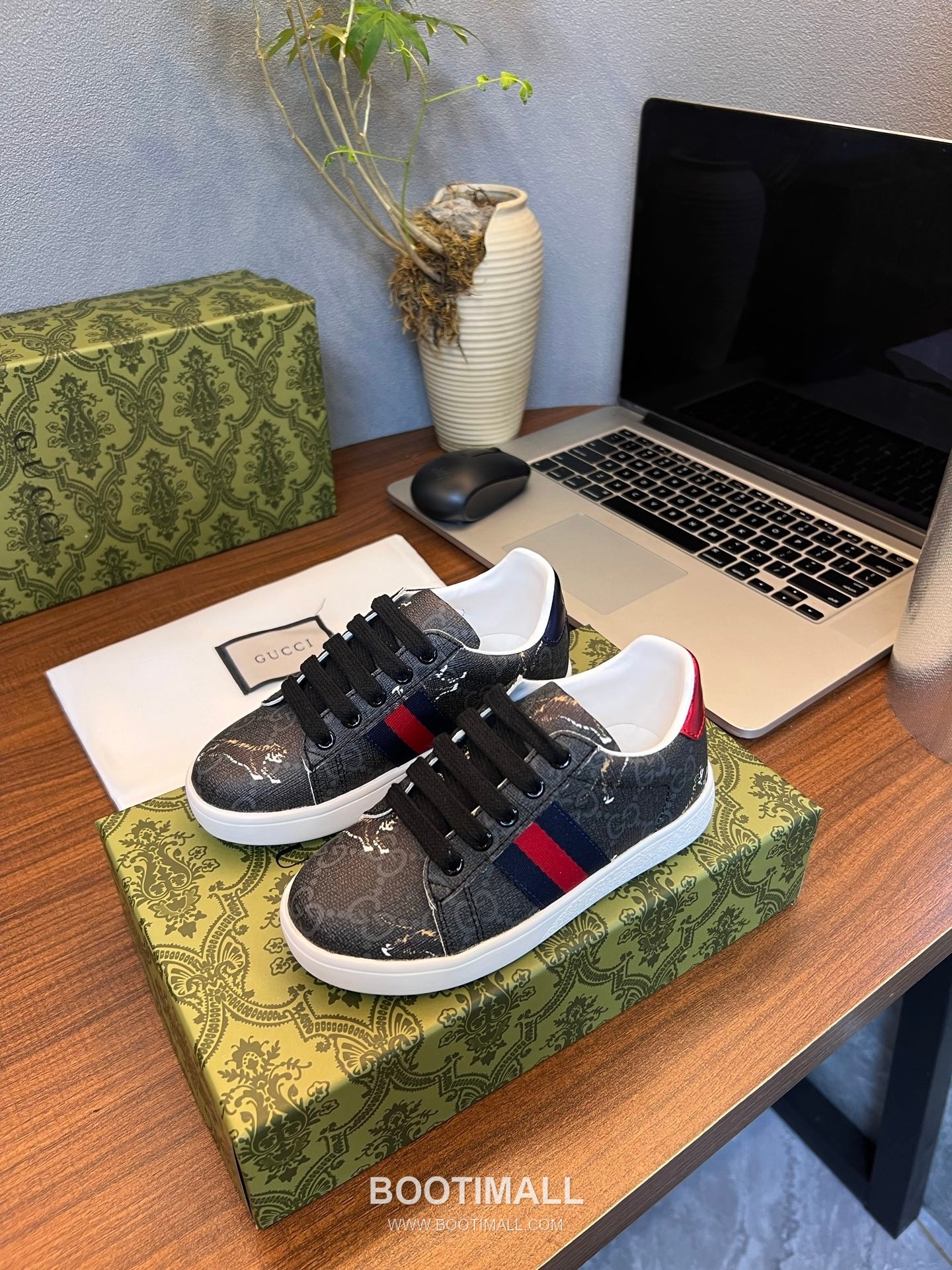 Gucci Breathable Lining Lambskin, Rubber Shoes 구찌 통기성 라이닝 양가죽, 고무 슈즈 1