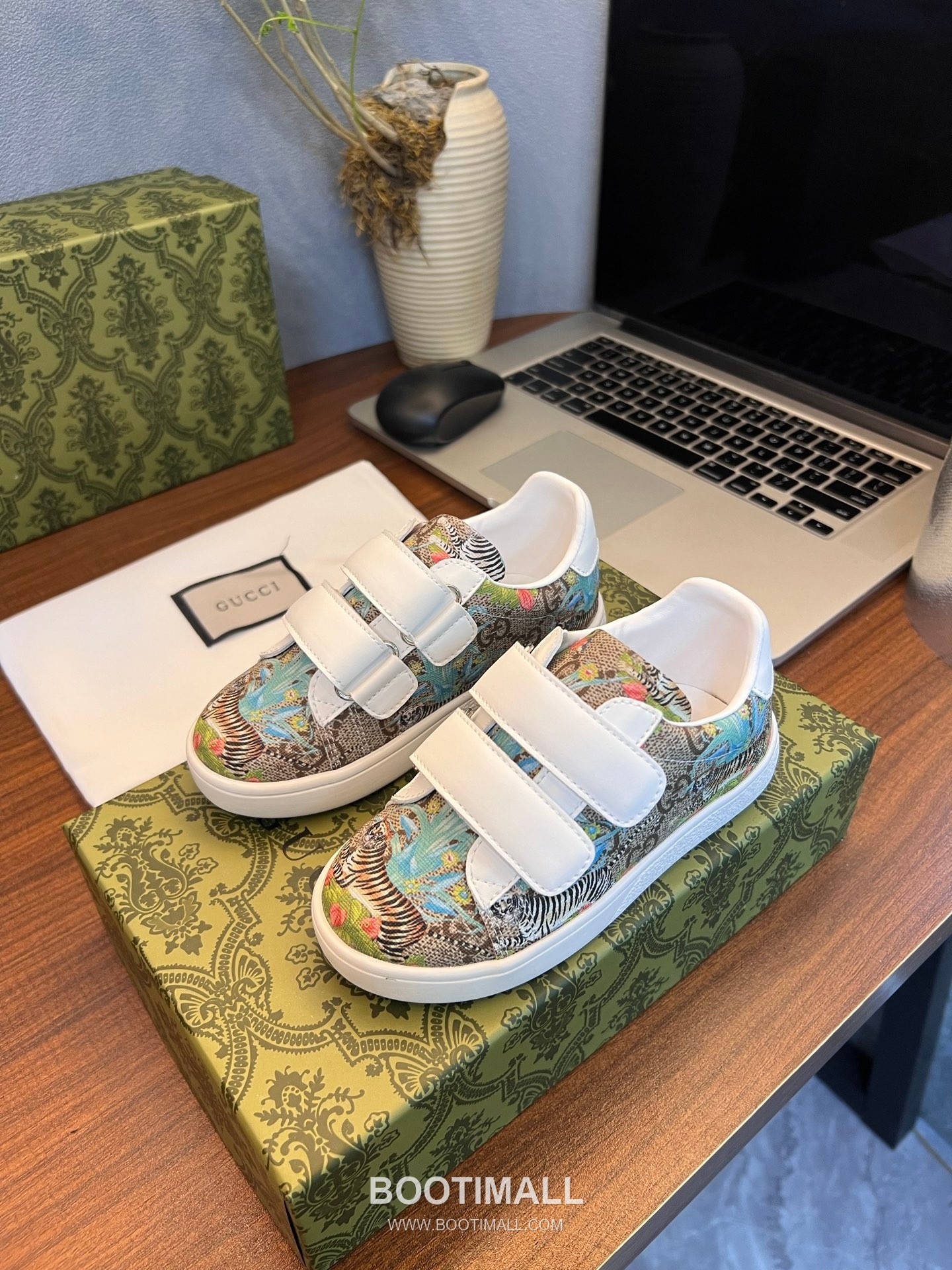 Gucci Breathable Lining Lambskin, Rubber Shoes 구찌 통기성 라이닝 양가죽, 고무 슈즈 1