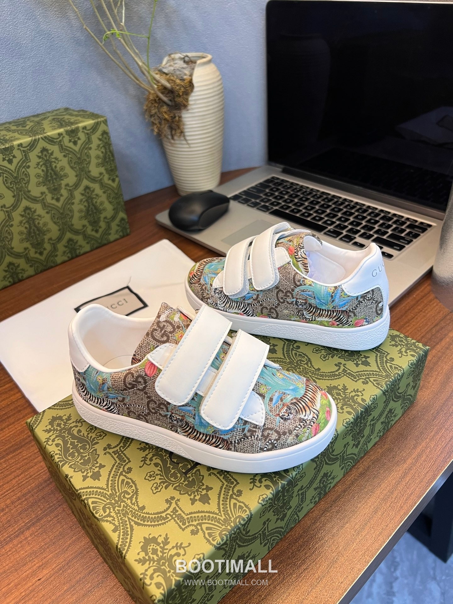 Gucci Breathable Lining Lambskin, Rubber Shoes 구찌 통기성 라이닝 양가죽, 고무 슈즈 2