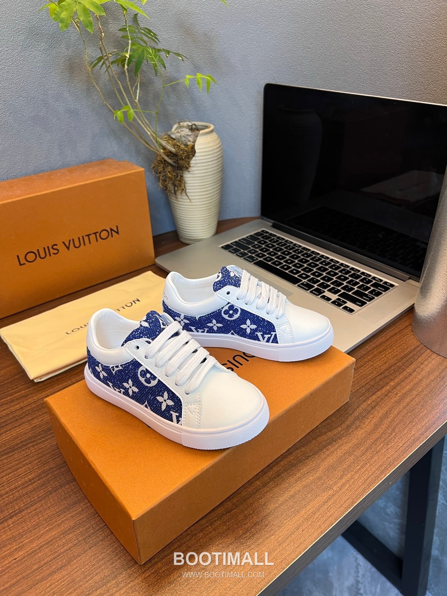 Louis Vuitton Kids Leather Casual Leather Sneakers 루이비통 키즈 레더 캐주얼 레더 스니커즈 3