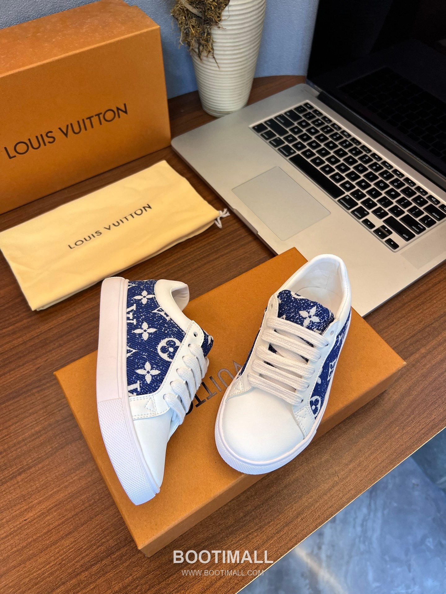 Louis Vuitton Kids Leather Casual Leather Sneakers 루이비통 키즈 레더 캐주얼 레더 스니커즈 4