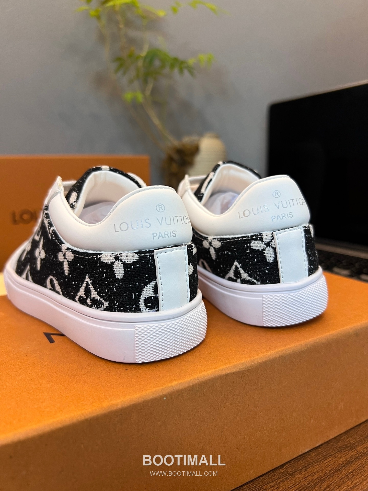 Louis Vuitton Kids Leather Casual Leather Sneakers 루이비통 키즈 레더 캐주얼 레더 스니커즈 8