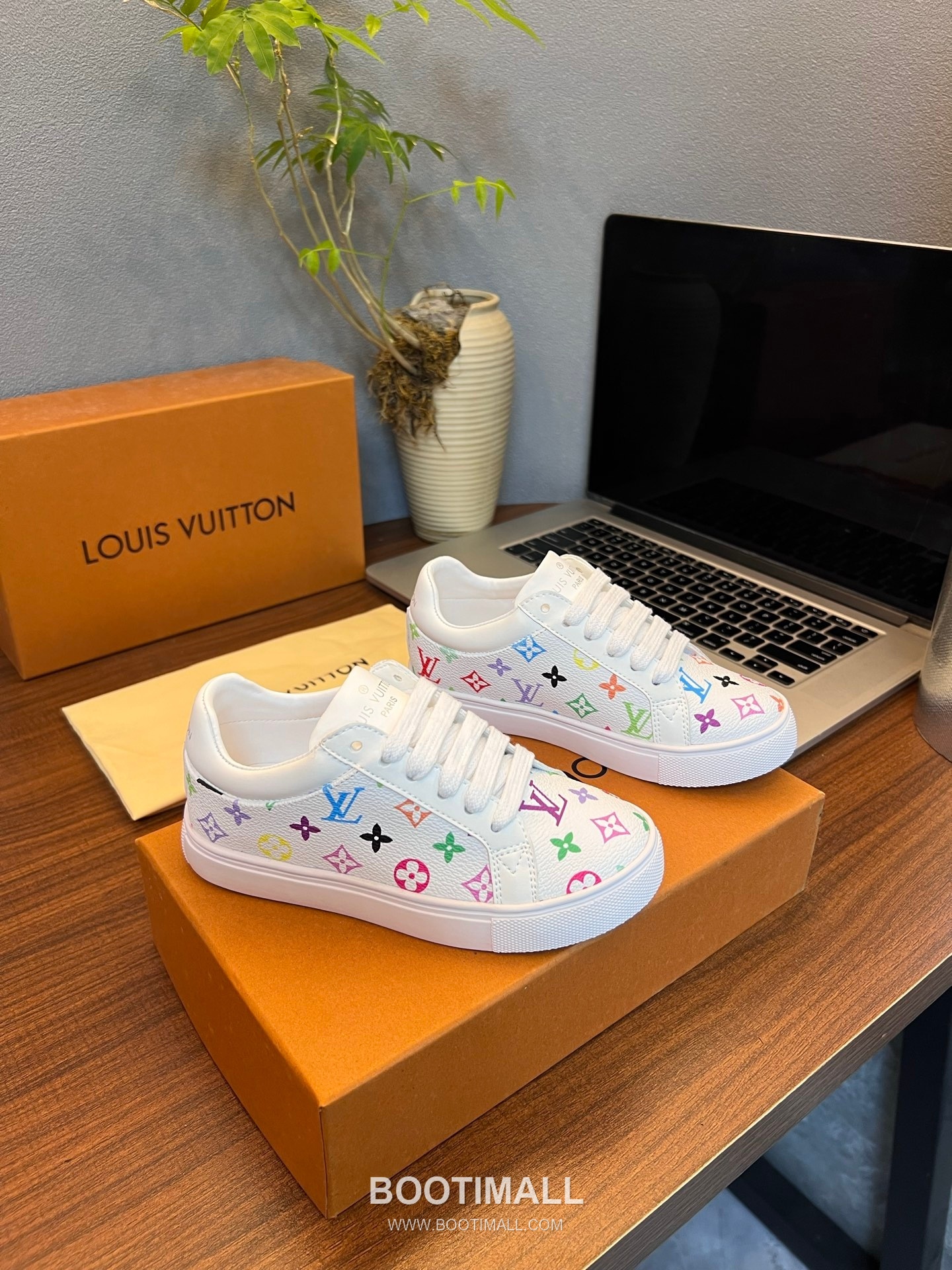 Louis Vuitton Kids Leather Casual Leather Sneakers 루이비통 키즈 레더 캐주얼 레더 스니커즈 3