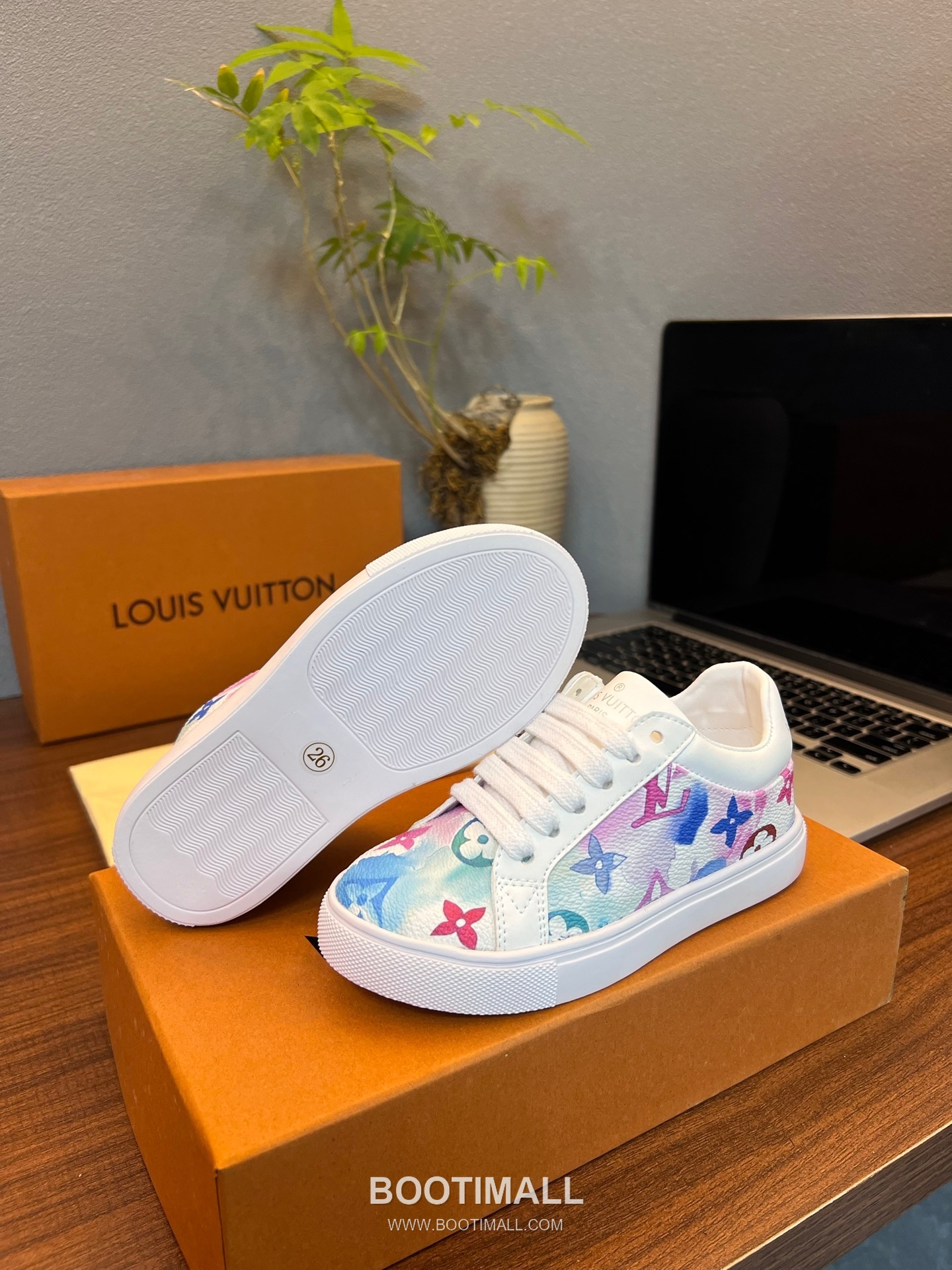 Louis Vuitton Kids Leather Casual Leather Sneakers 루이비통 키즈 레더 캐주얼 레더 스니커즈 9