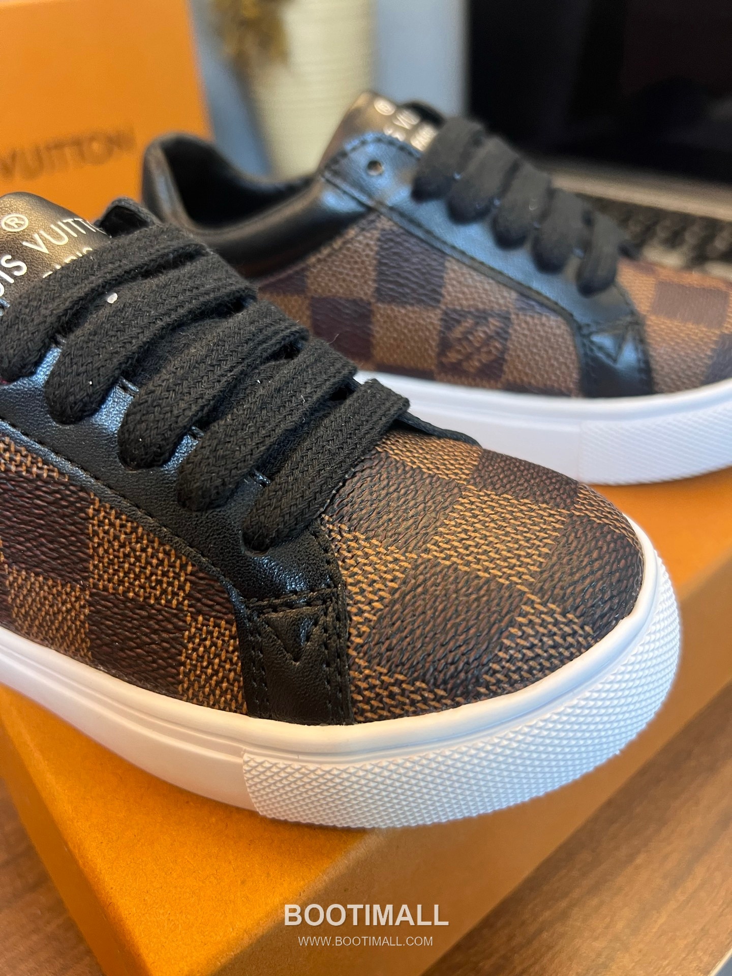 Louis Vuitton Kids Leather Casual Leather Sneakers 루이비통 키즈 레더 캐주얼 레더 스니커즈 6