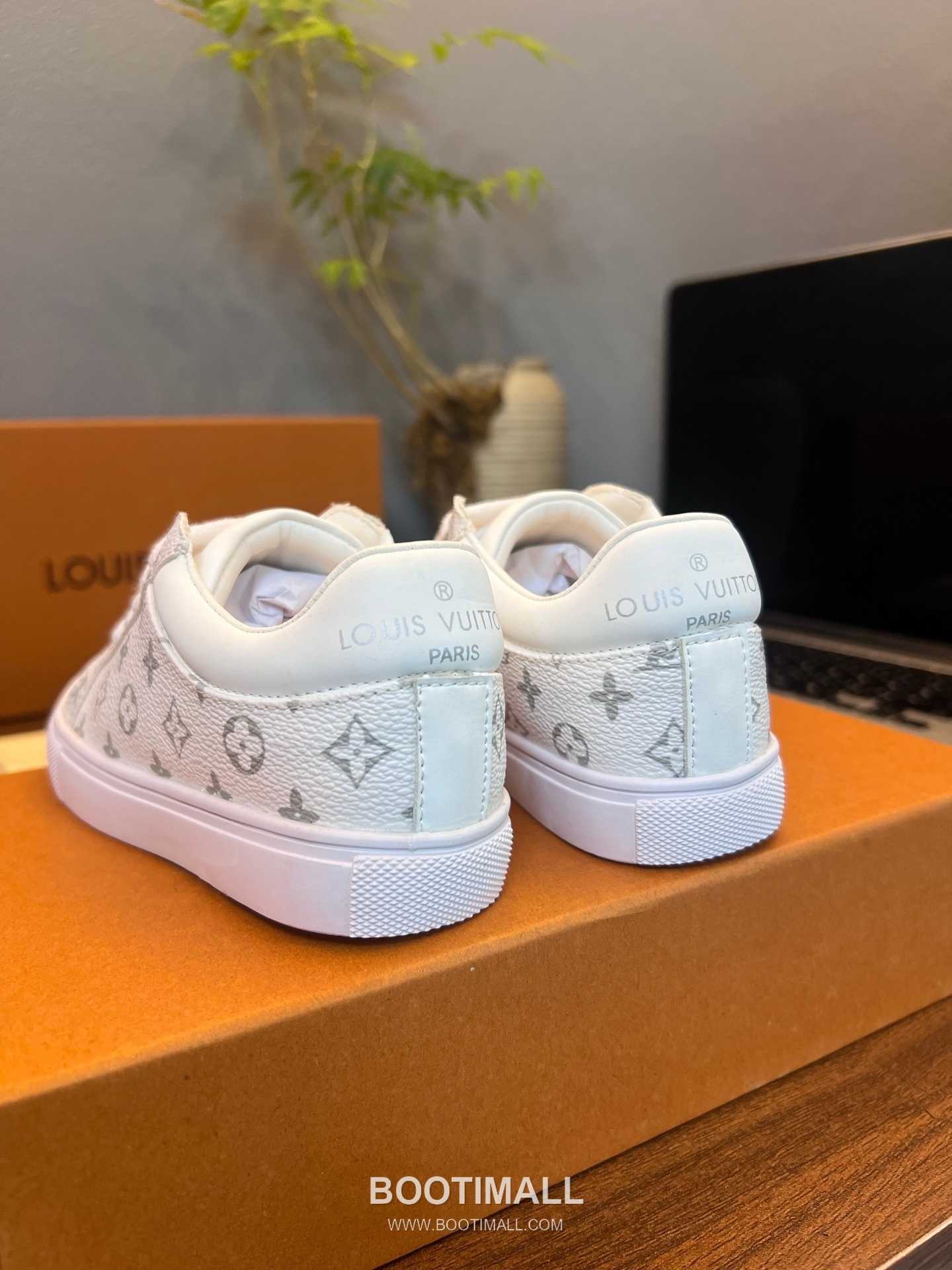 Louis Vuitton Kids Leather Casual Leather Sneakers 루이비통 키즈 레더 캐주얼 레더 스니커즈 8