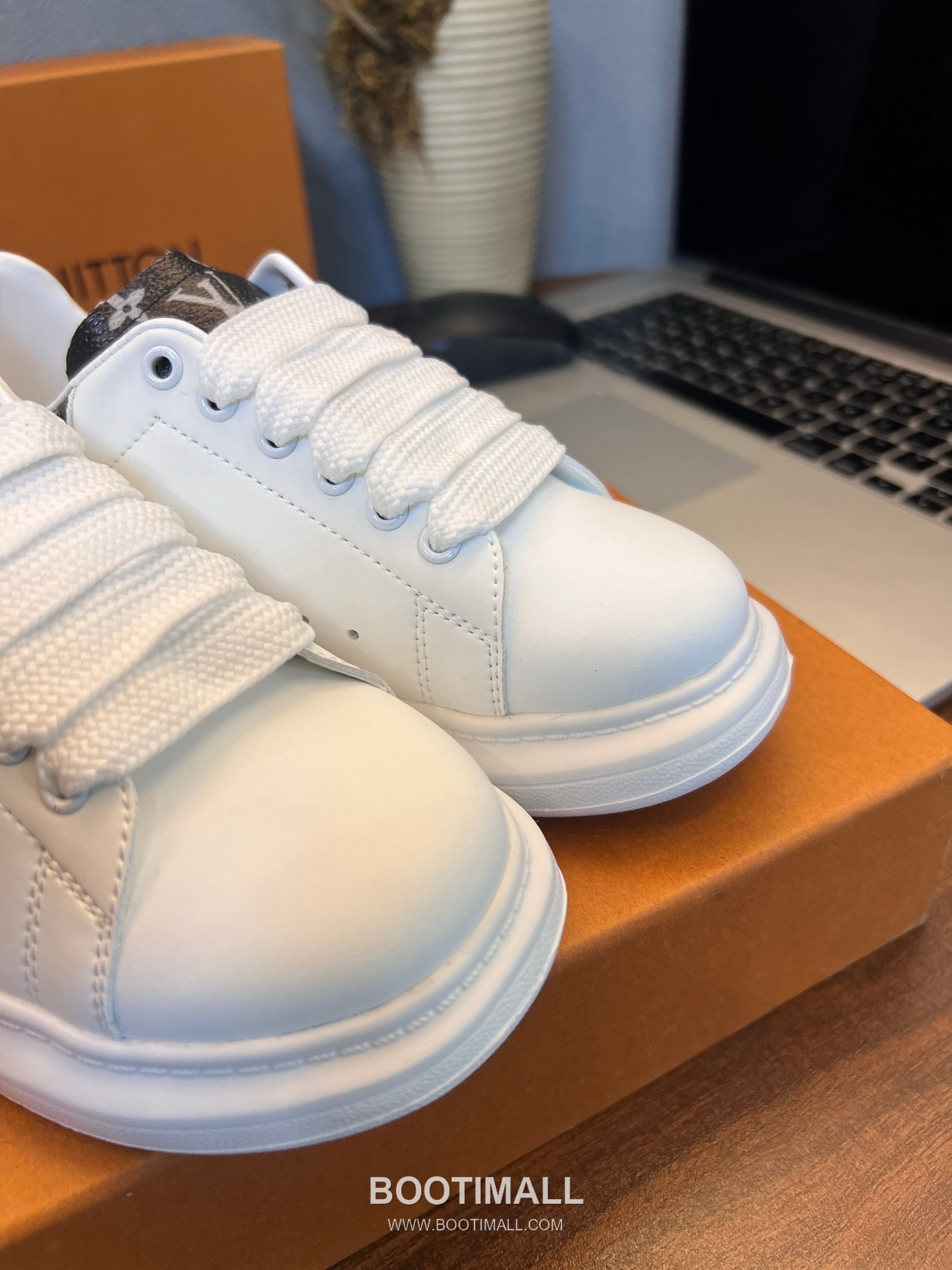 Louis Vuitton Kids Leather Casual Lambskin Leather Sneakers 루이비통 키즈 레더 캐주얼 램스킨 레더 스니커즈 7