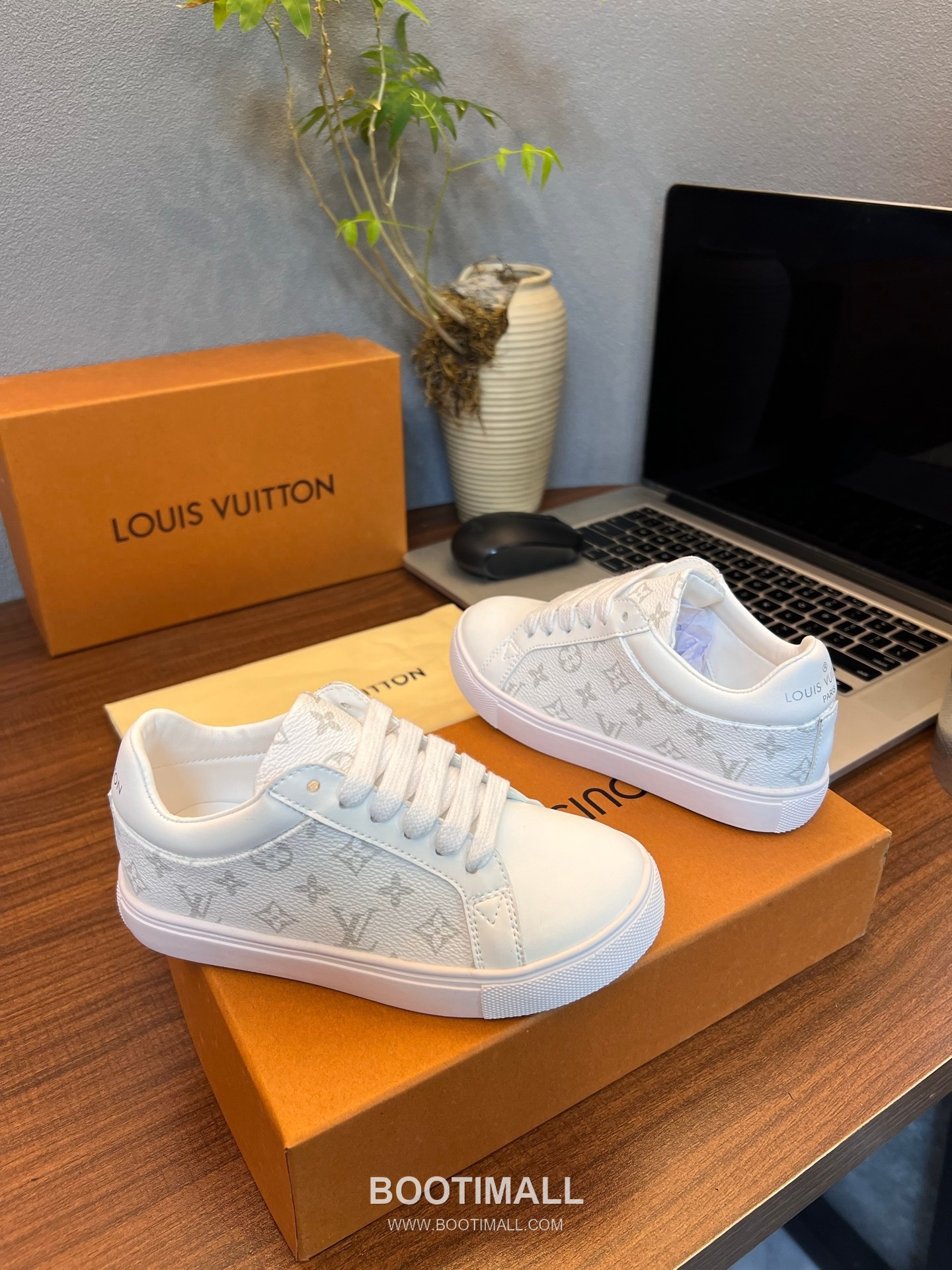 Louis Vuitton Kids Leather Casual Leather Sneakers 루이비통 키즈 레더 캐주얼 레더 스니커즈 3