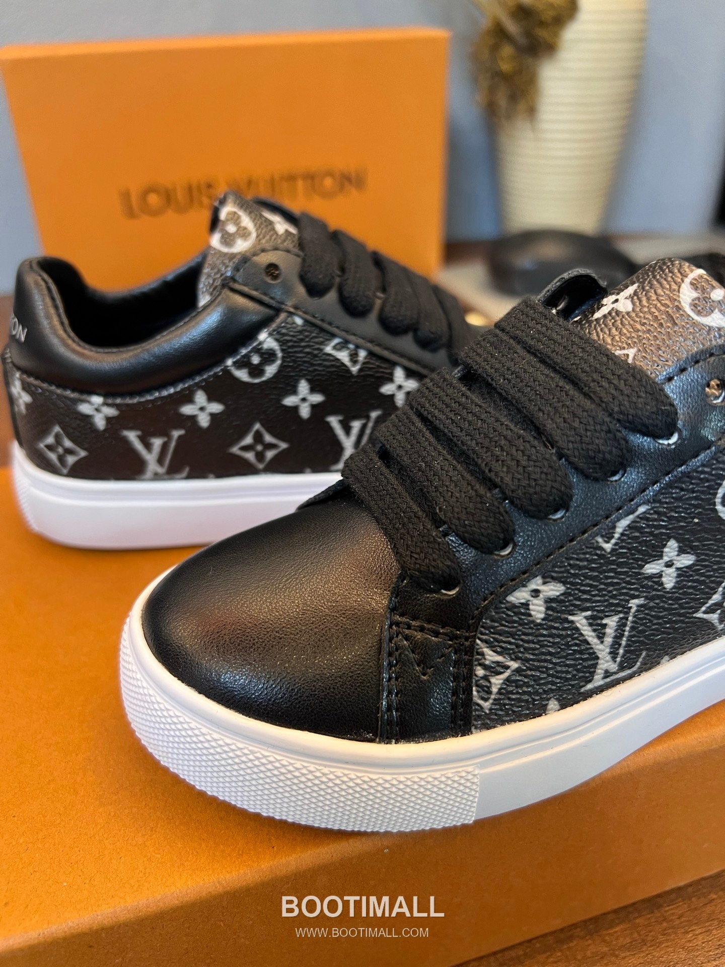 Louis Vuitton Kids Leather Casual Leather Sneakers 루이비통 키즈 레더 캐주얼 레더 스니커즈 7