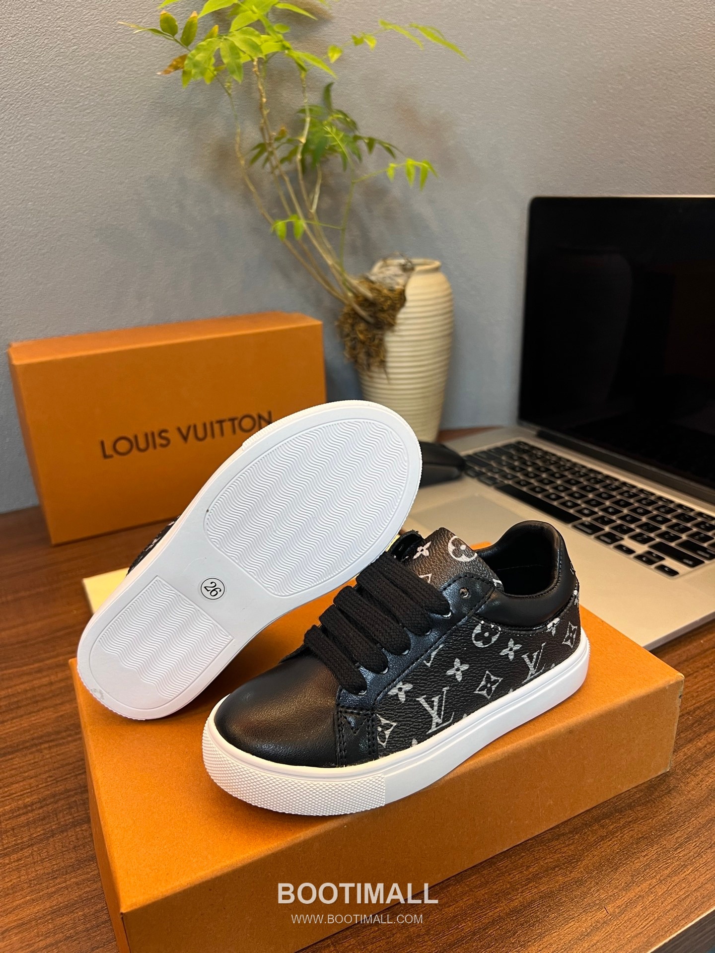 Louis Vuitton Kids Leather Casual Leather Sneakers 루이비통 키즈 레더 캐주얼 레더 스니커즈 8