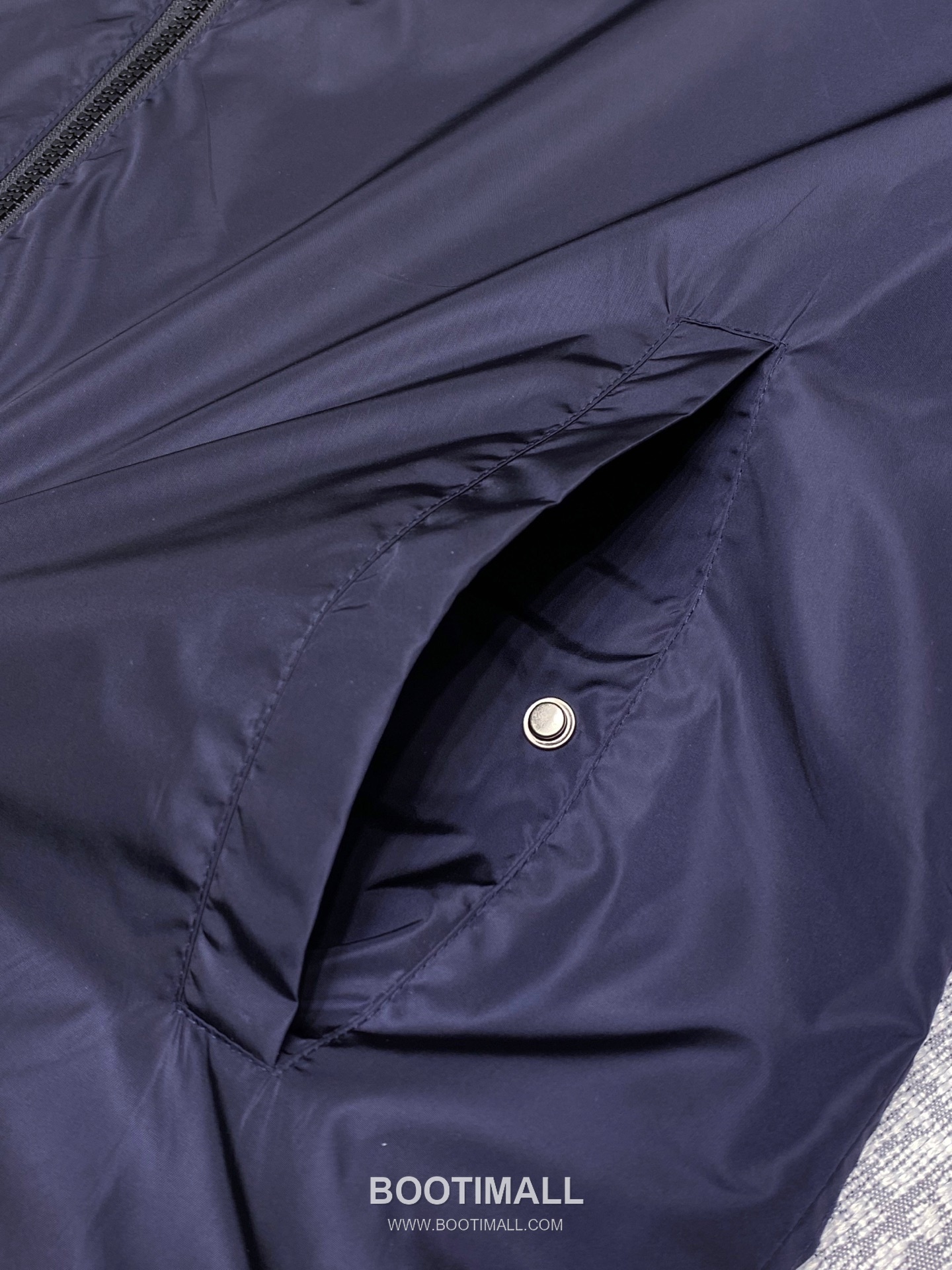 Burberry Oval Patch Hooded Navy Windbreaker 버버리 오벌 패치 후드 네이비 바람막이 8