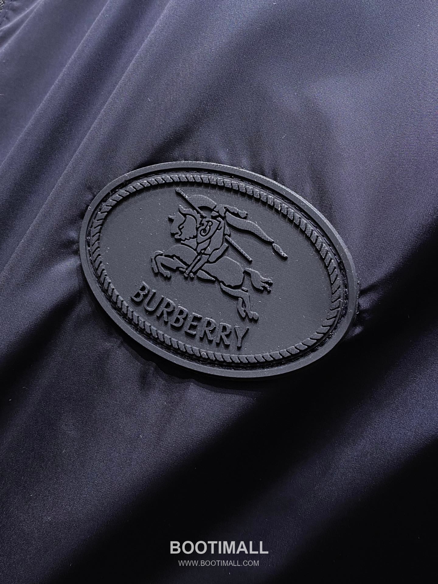 Burberry Oval Patch Hooded Navy Windbreaker 버버리 오벌 패치 후드 네이비 바람막이 14