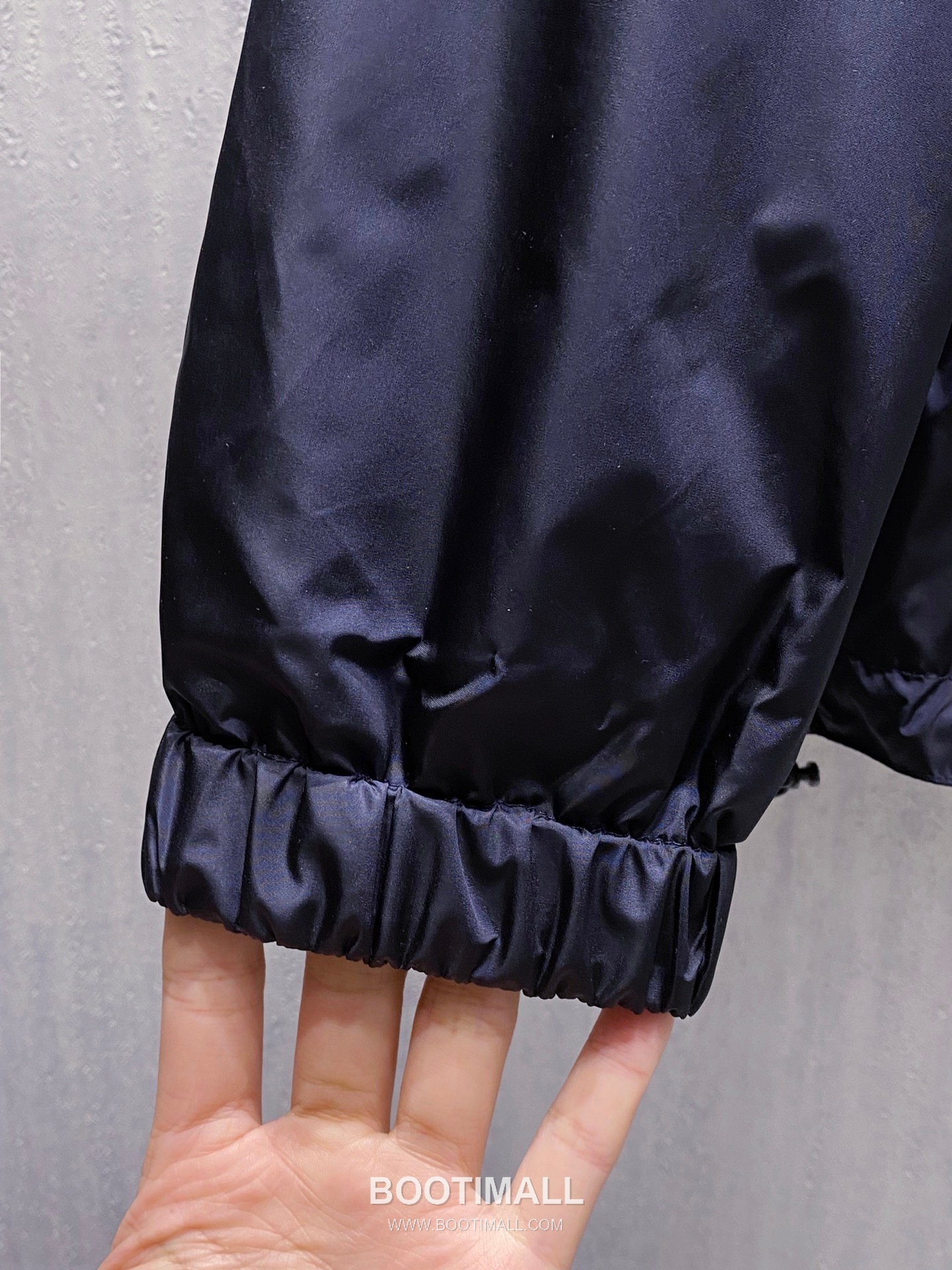 Burberry Oval Patch Hooded Navy Windbreaker 버버리 오벌 패치 후드 네이비 바람막이 18