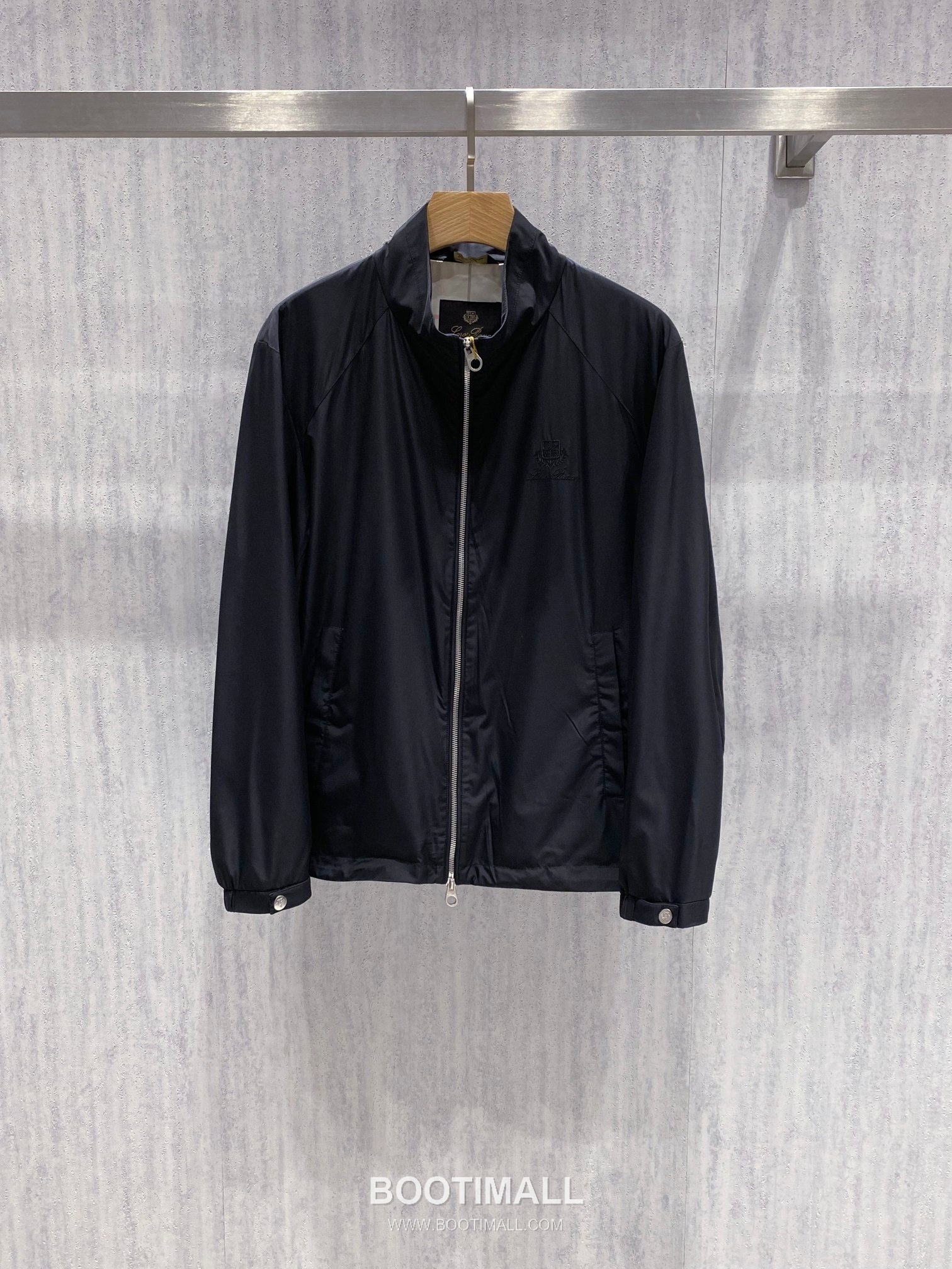 Loro Piana Windmate Stand Collar Jacket Microfiber Blend Khaki 로로피아나 윈드메이트 스탠드 칼라 자켓 마이크로파이버 블렌드 카키 1