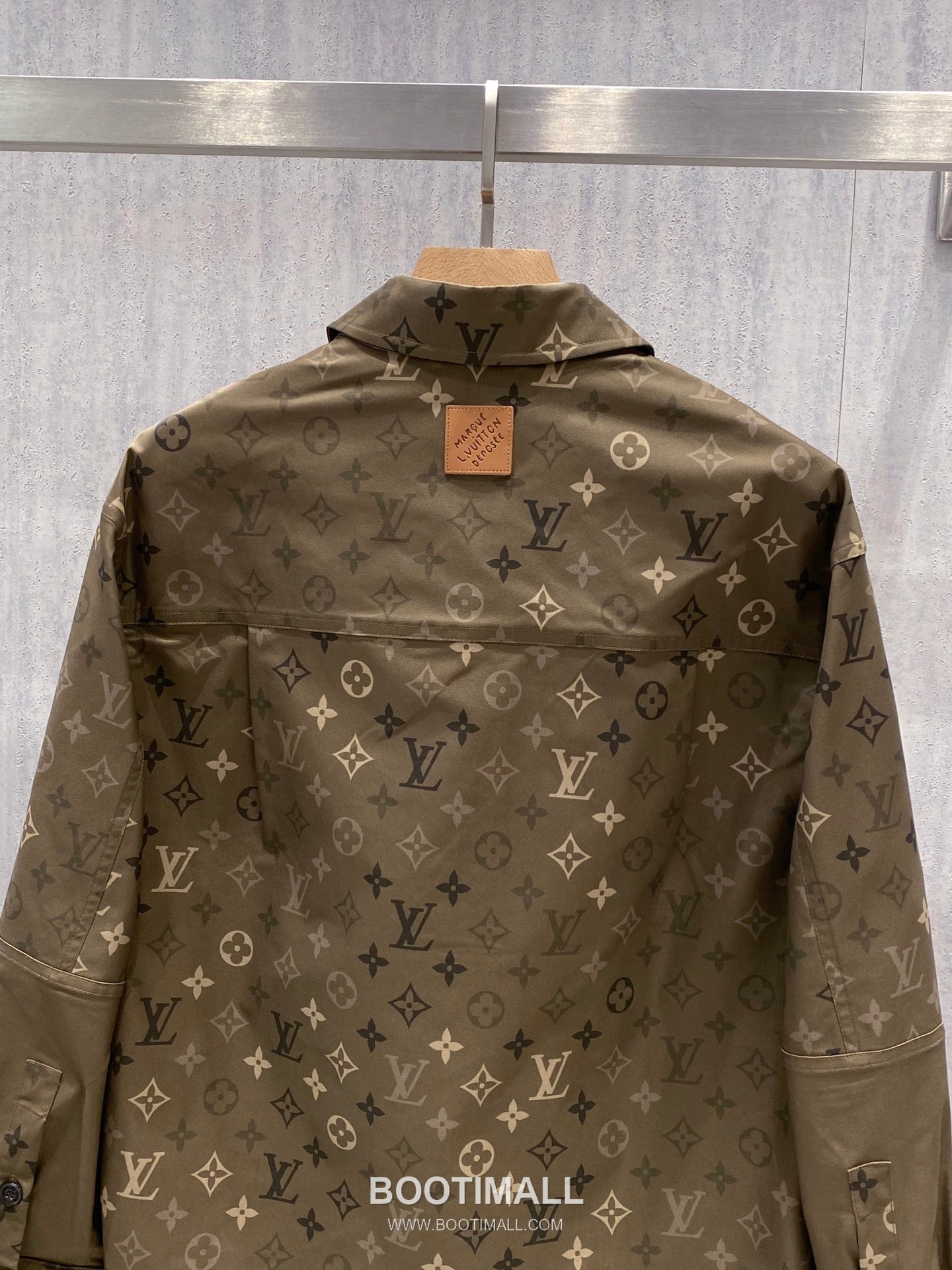 Louis Vuitton Mineral Green Horn Button Jacket Green 루이비통 미네랄 그린 혼버튼 재킷 그린 5