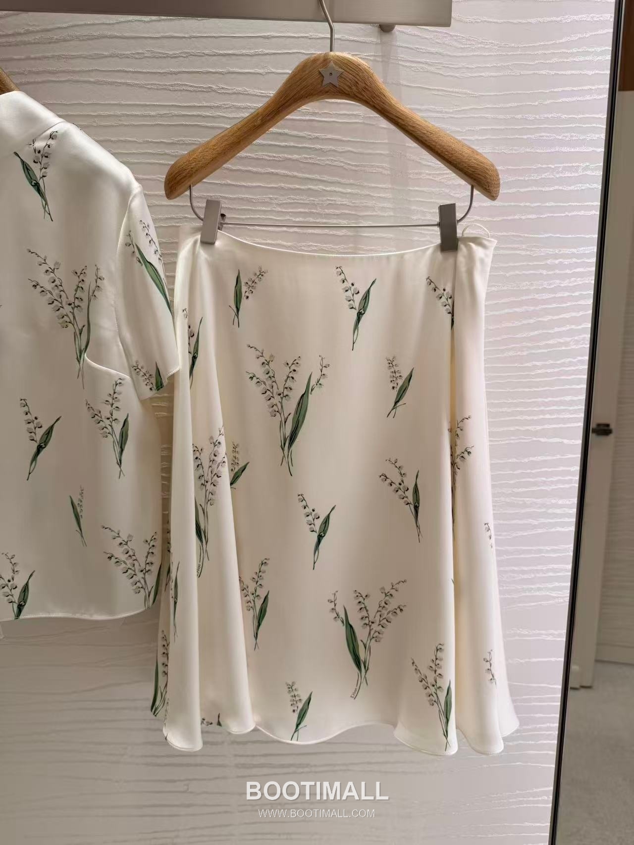 Dior 디올 Lily Print Silk Set Silk Ivory Outfit 은방울꽃 실크 세트 실크 아이보리 세트 의류 4