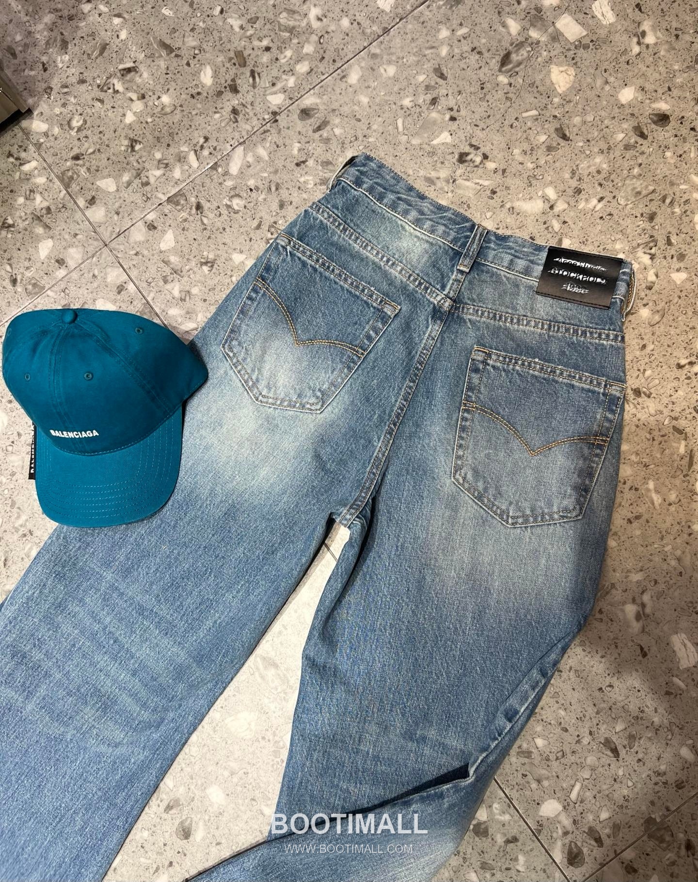 Acne Studios Curved Blade Denim Pants Cotton Denim 아크네스튜디오 커브드 블레이드 데님 팬츠 코튼 데님 5