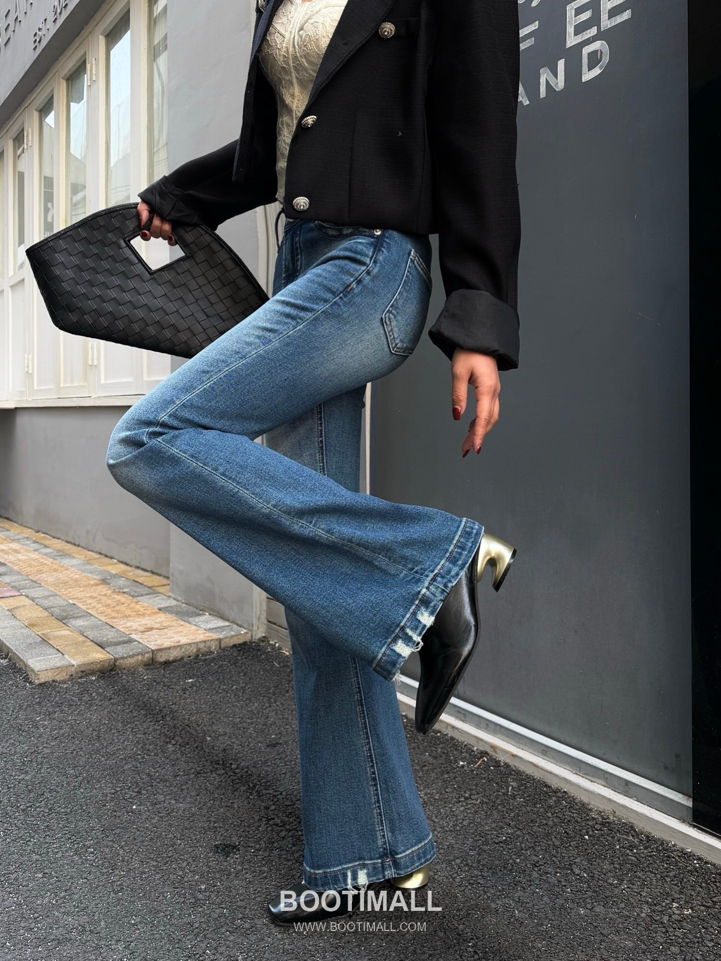 Prada High Waist Flare Jeans Denim Pants 프라다 하이웨스트 플레어 진 데님 팬츠 2