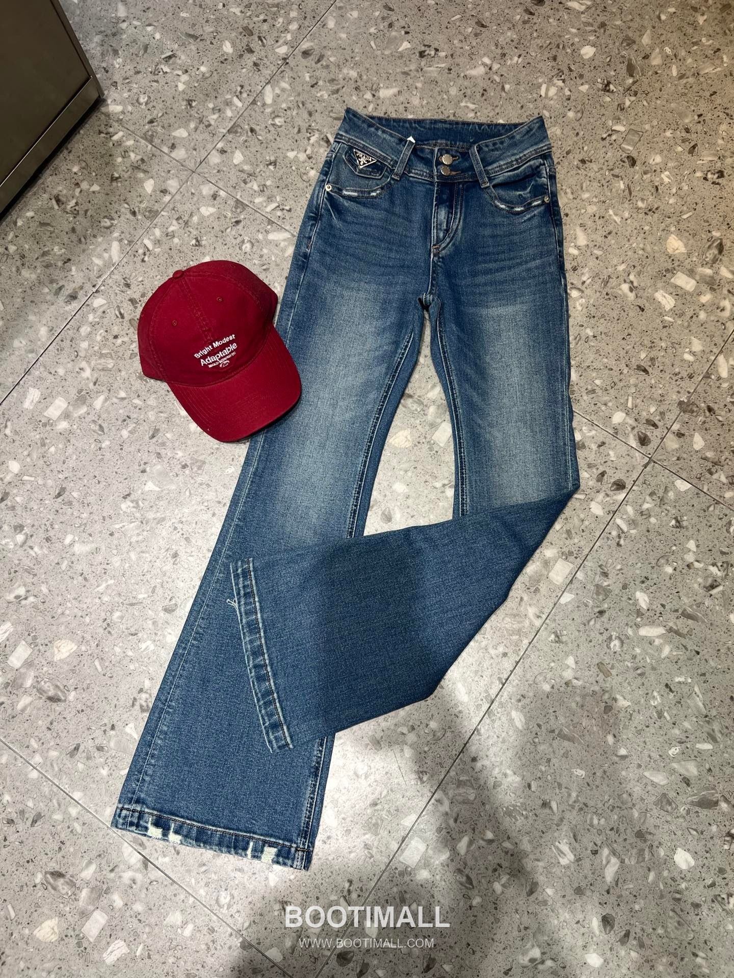 Prada High Waist Flare Jeans Denim Pants 프라다 하이웨스트 플레어 진 데님 팬츠 8