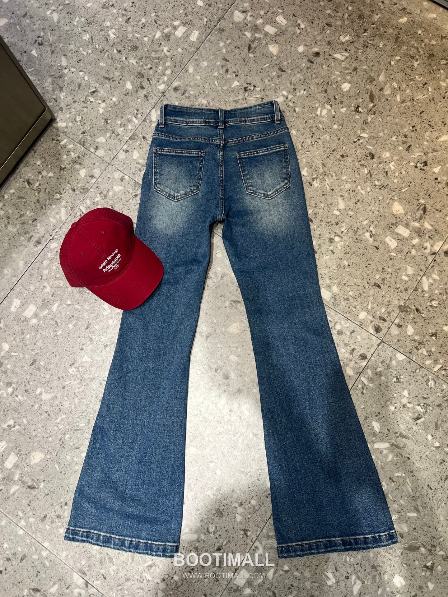 Prada High Waist Flare Jeans Denim Pants 프라다 하이웨스트 플레어 진 데님 팬츠 10