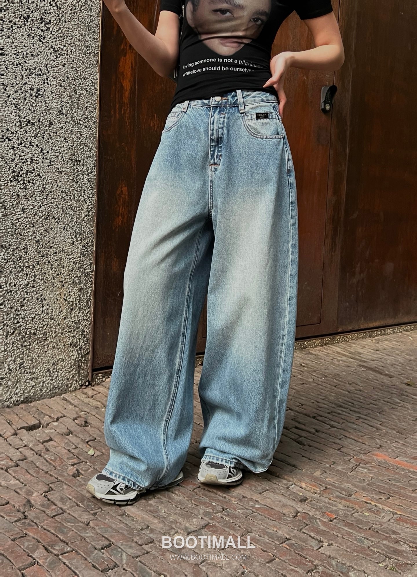 Prada Tapered Denim Pants Cotton Blue 프라다 테이퍼드 데님 팬츠 코튼 블루 2