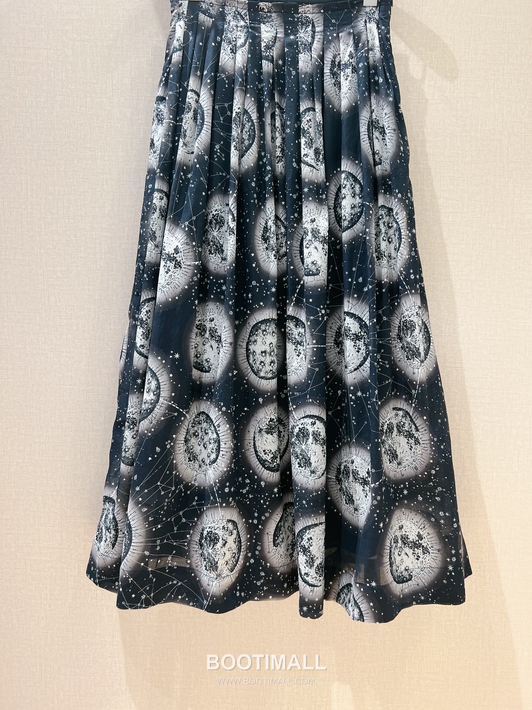 Dior Cosmic Print Skirt Cotton Black 디올 코스믹 프린트 스커트 코튼 블랙 3