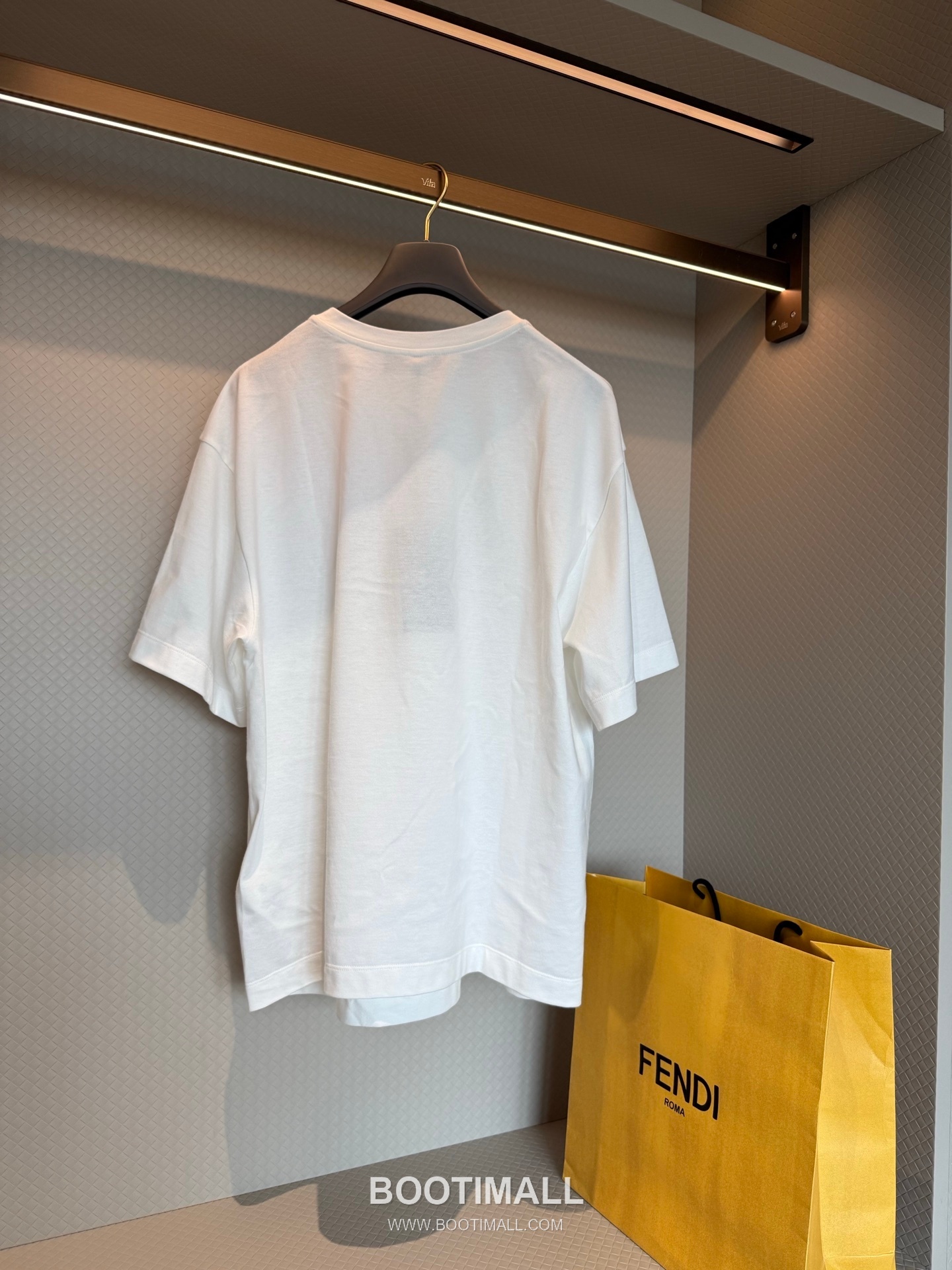 Fendi 펜디 Mink Flower Tee White T-shirt 밍크 플라워 티셔츠 화이트 2